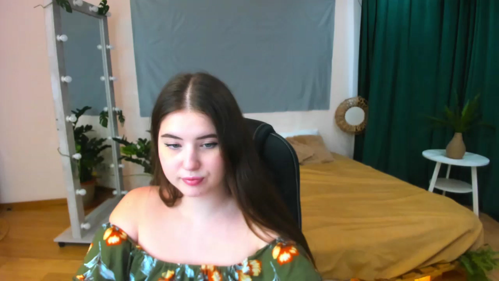 Gallery image thumbnail from AdmireMyEyes's myfreecams stream on, 07/03/2024, 09:46 image 1 of 20