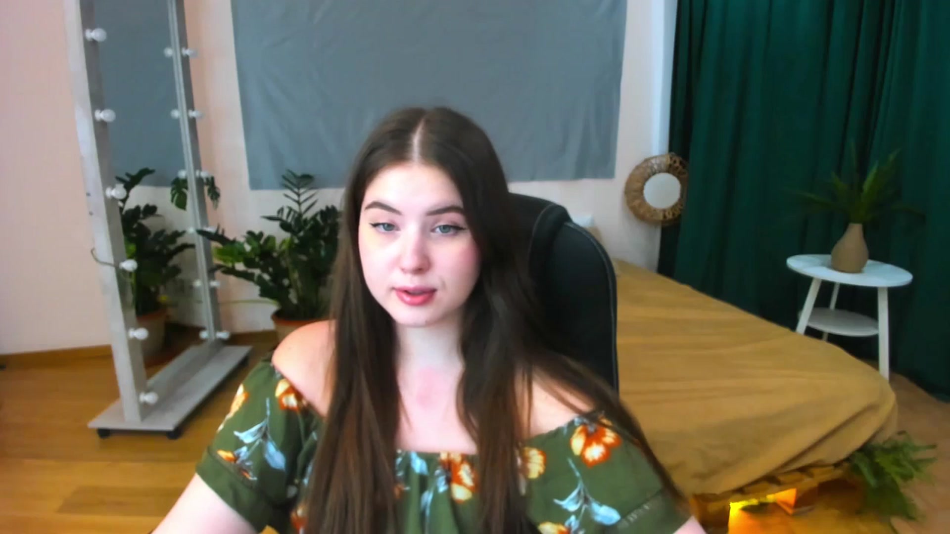 Gallery image thumbnail from AdmireMyEyes's myfreecams stream on, 07/03/2024, 09:46 image 12 of 20