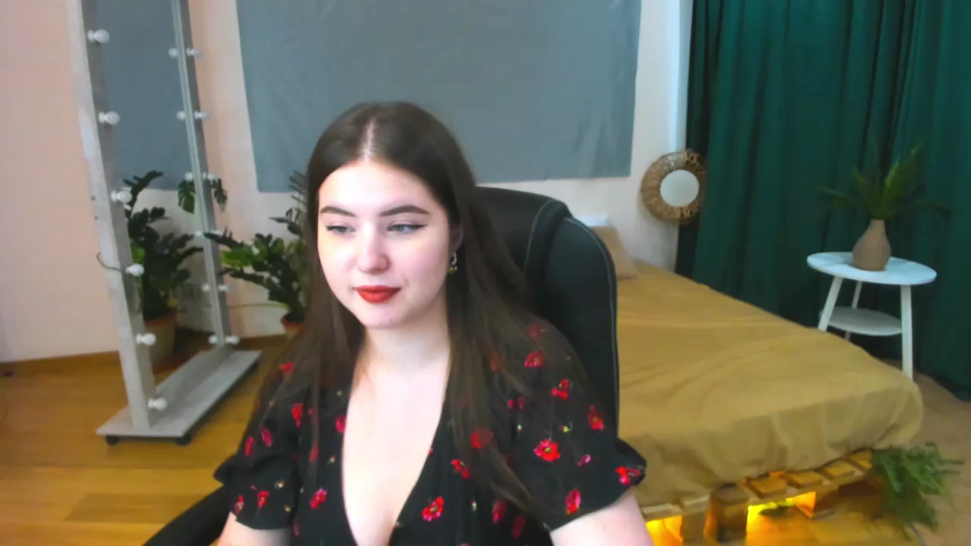 Gallery image thumbnail from AdmireMyEyes's myfreecams stream on, 07/04/2024, 07:46 image 6 of 20