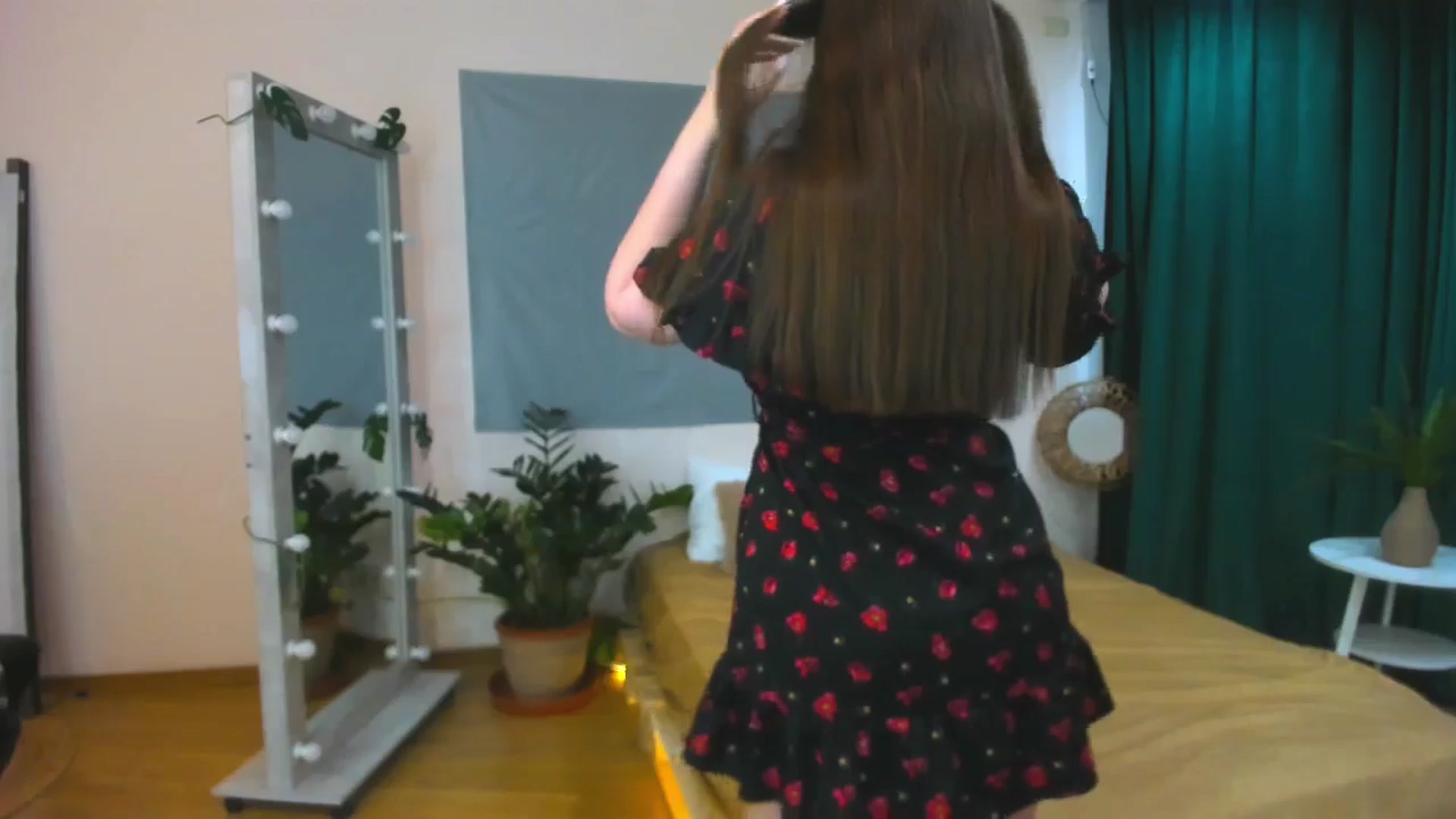 Gallery image thumbnail from AdmireMyEyes's myfreecams stream on, 07/04/2024, 09:13 image 6 of 20