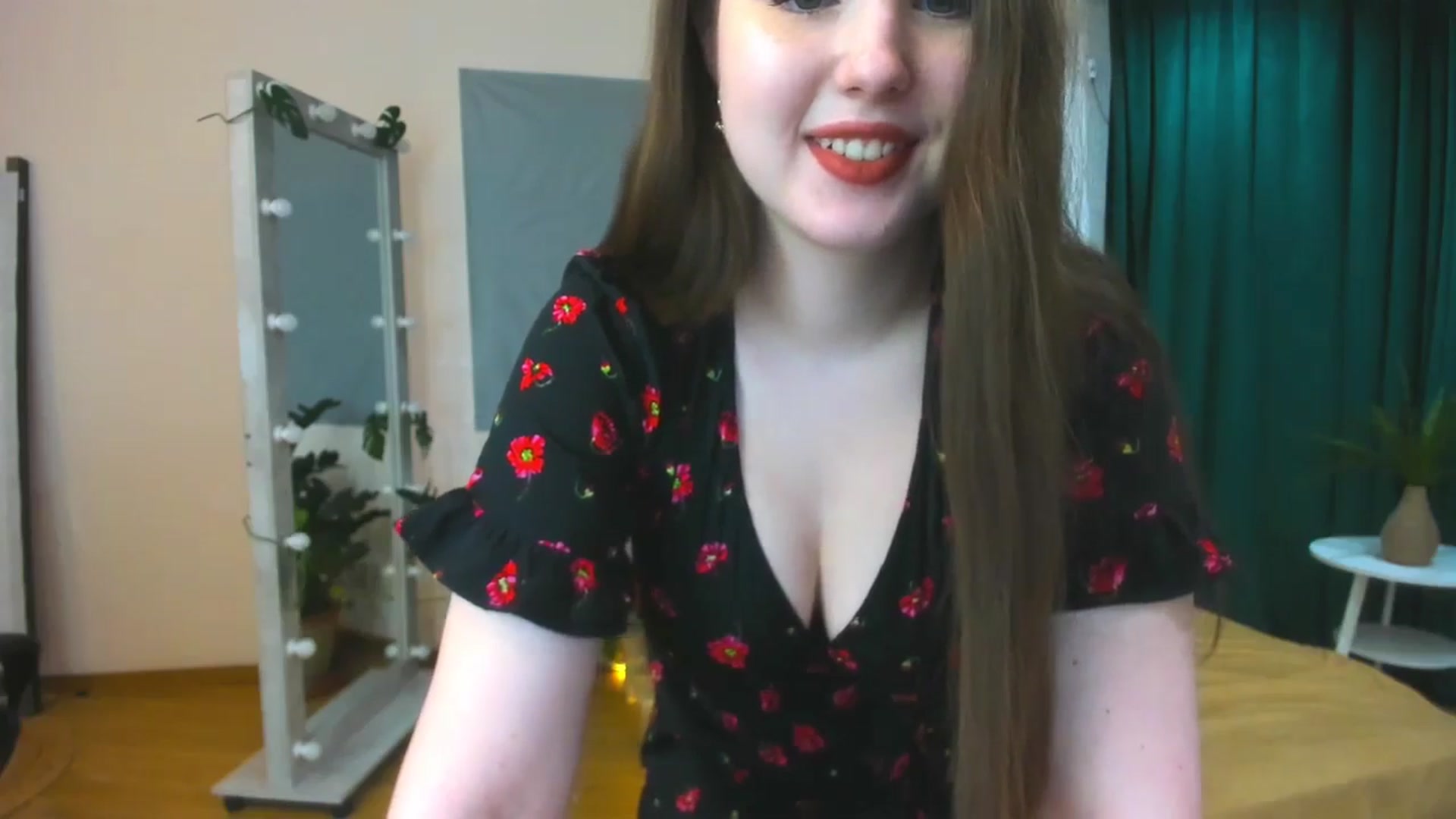Gallery image thumbnail from AdmireMyEyes's myfreecams stream on, 07/04/2024, 09:13 image 4 of 20