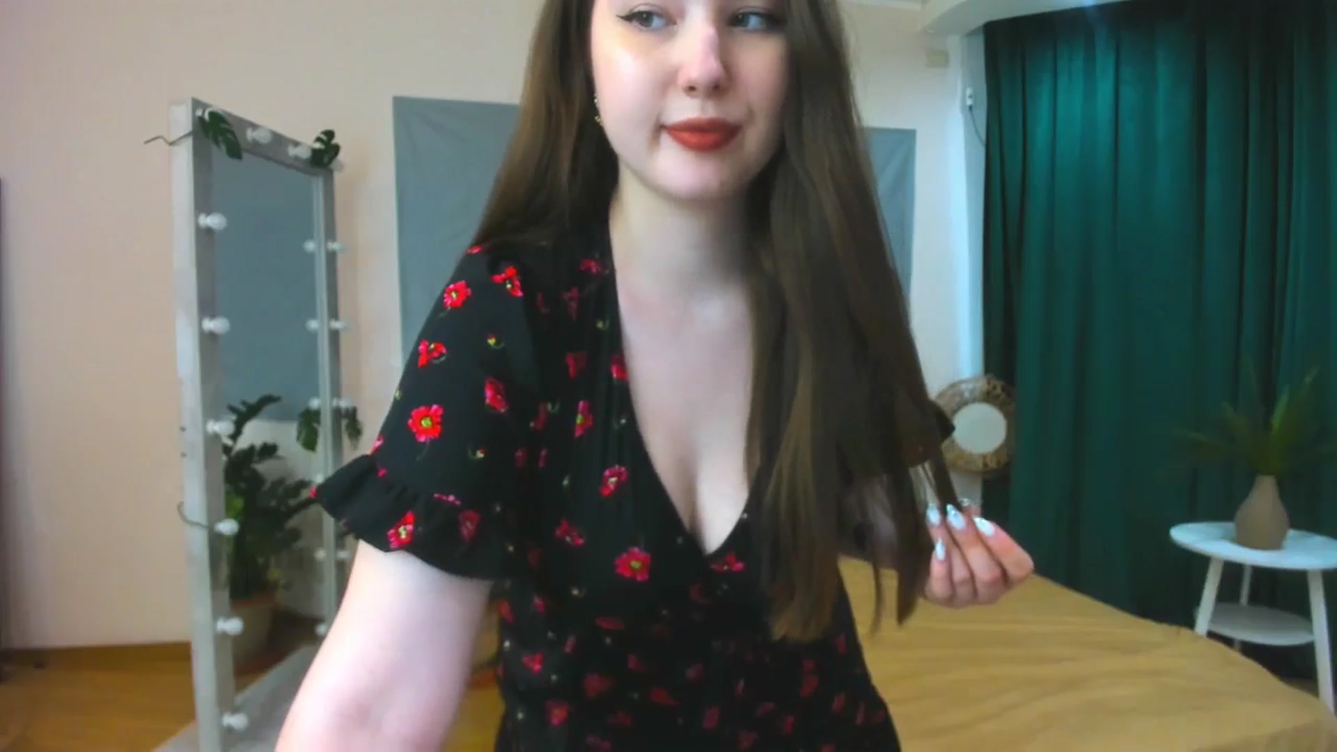 Gallery image thumbnail from AdmireMyEyes's myfreecams stream on, 07/04/2024, 09:40 image 9 of 20