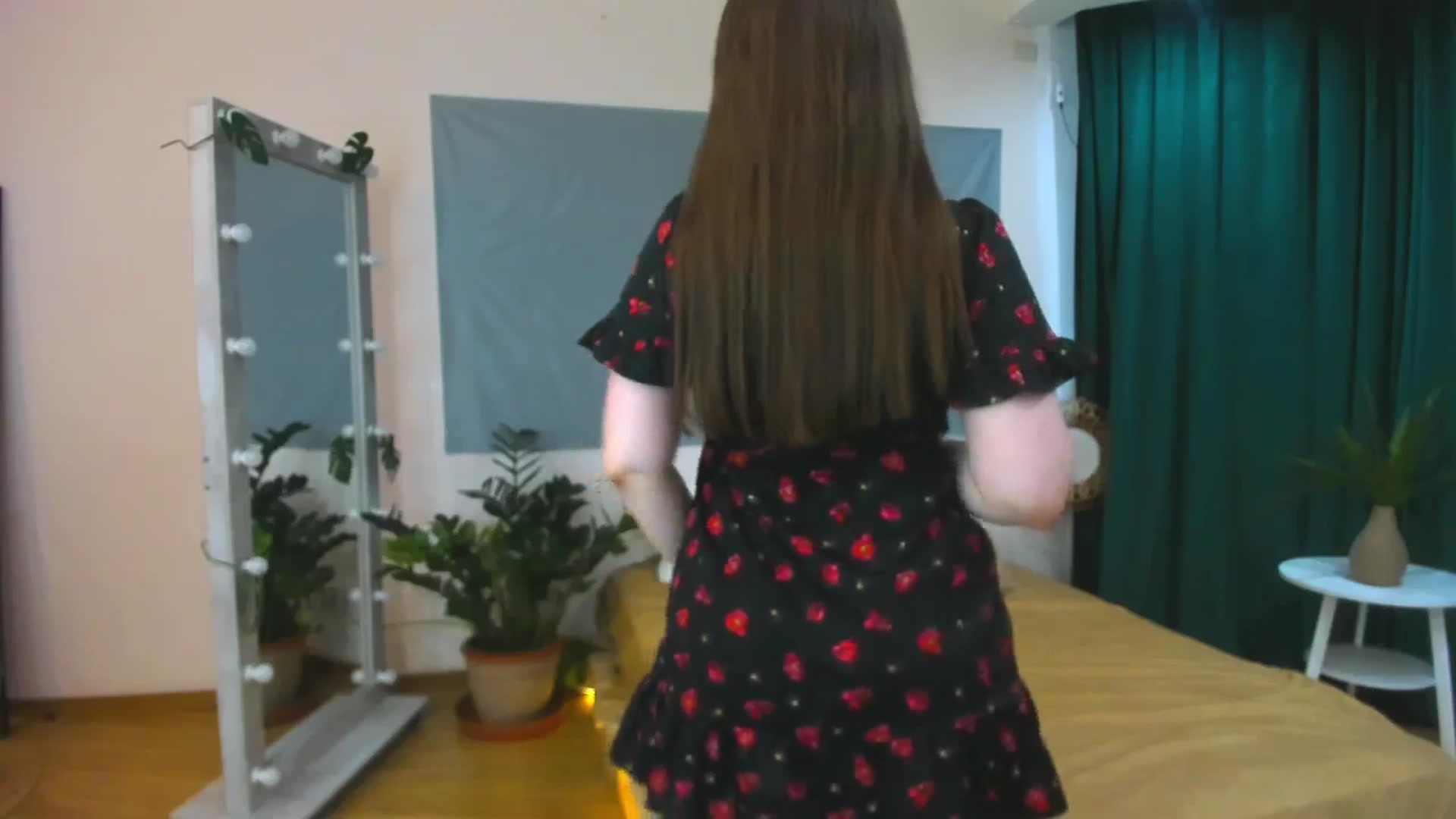 Gallery image thumbnail from AdmireMyEyes's myfreecams stream on, 07/04/2024, 09:40 image 5 of 20