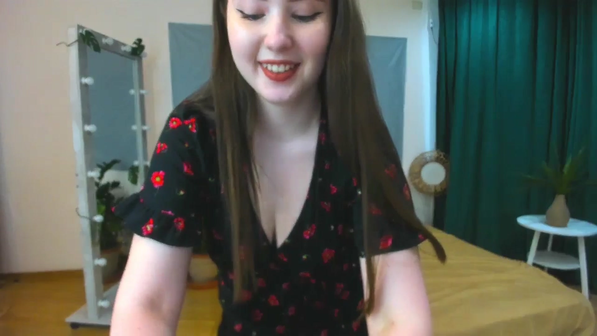 Gallery image thumbnail from AdmireMyEyes's myfreecams stream on, 07/04/2024, 09:40 image 12 of 20