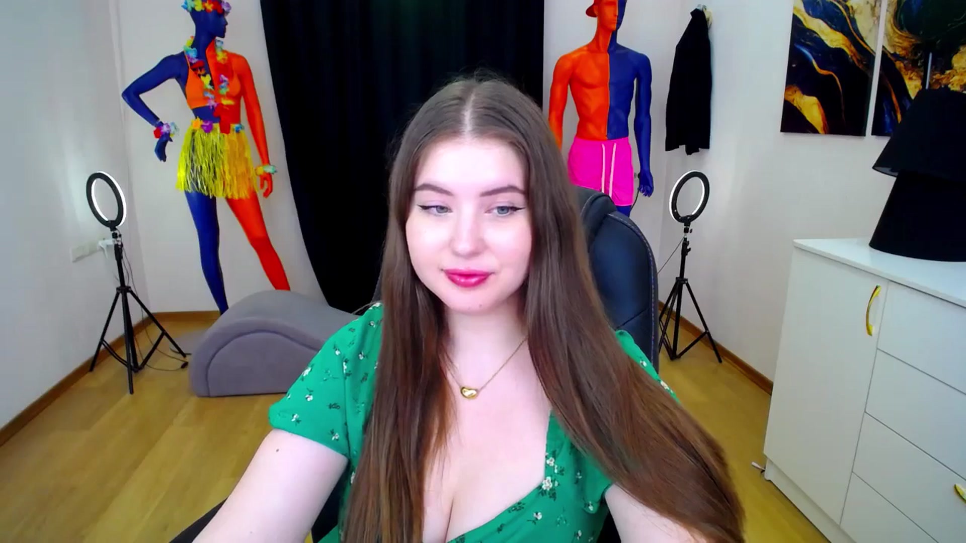 Gallery image thumbnail from AdmireMyEyes's myfreecams stream on, 07/05/2024, 08:31 image 13 of 20