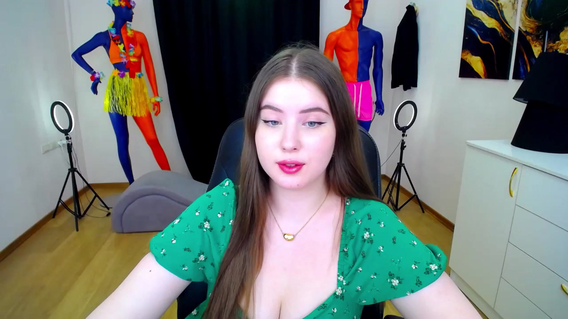 Gallery image thumbnail from AdmireMyEyes's myfreecams stream on, 07/05/2024, 08:31 image 3 of 20