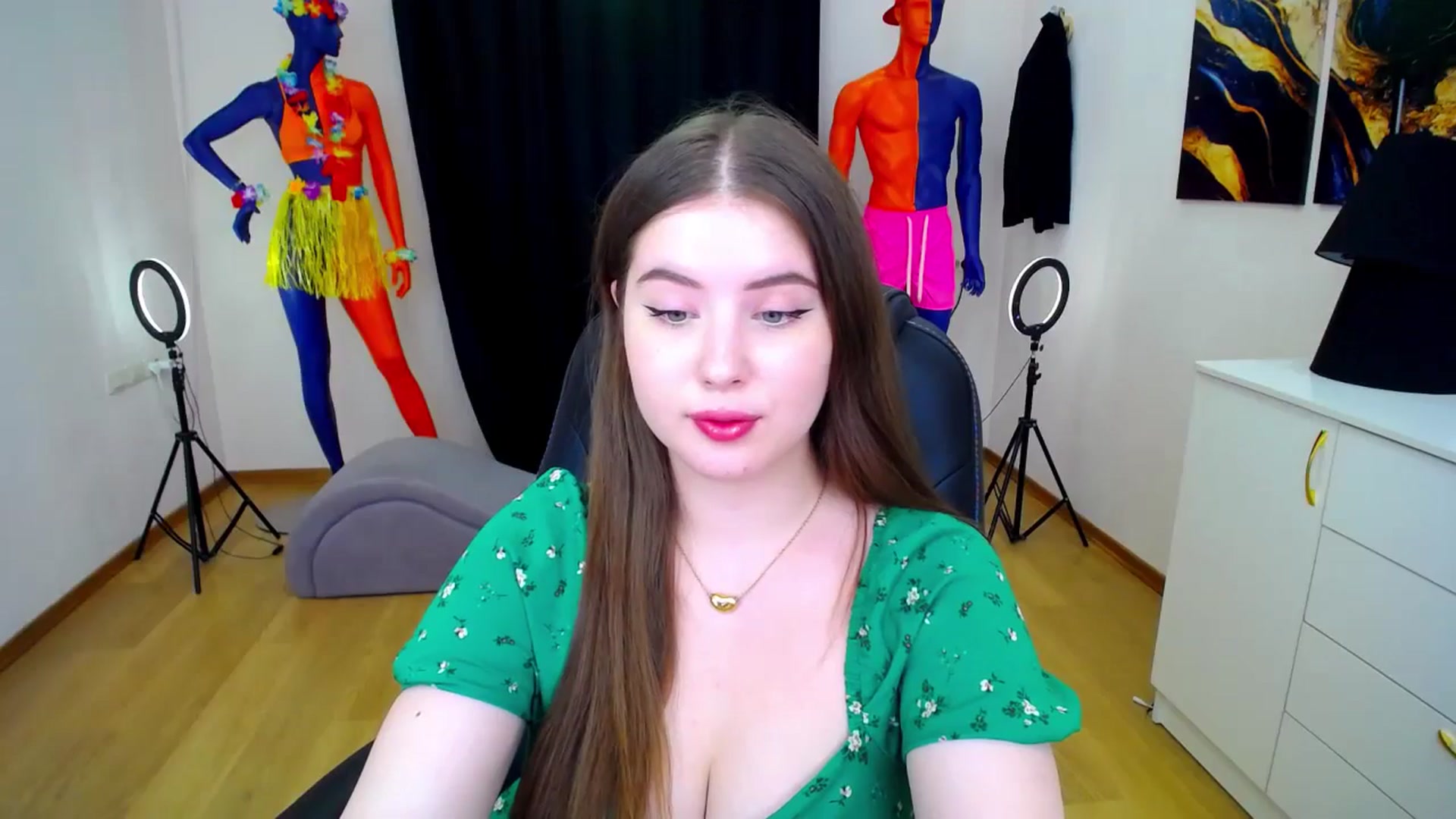 Gallery image thumbnail from AdmireMyEyes's myfreecams stream on, 07/05/2024, 08:31 image 4 of 20