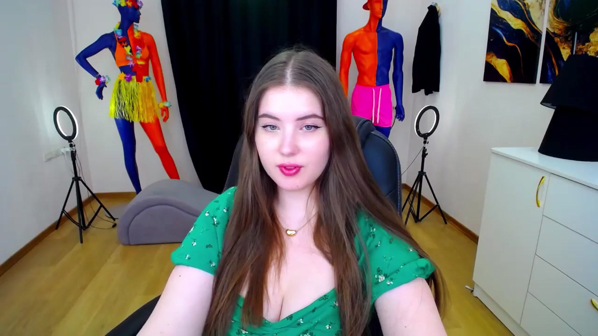 Gallery image thumbnail from AdmireMyEyes's myfreecams stream on, 07/05/2024, 08:31 image 15 of 20