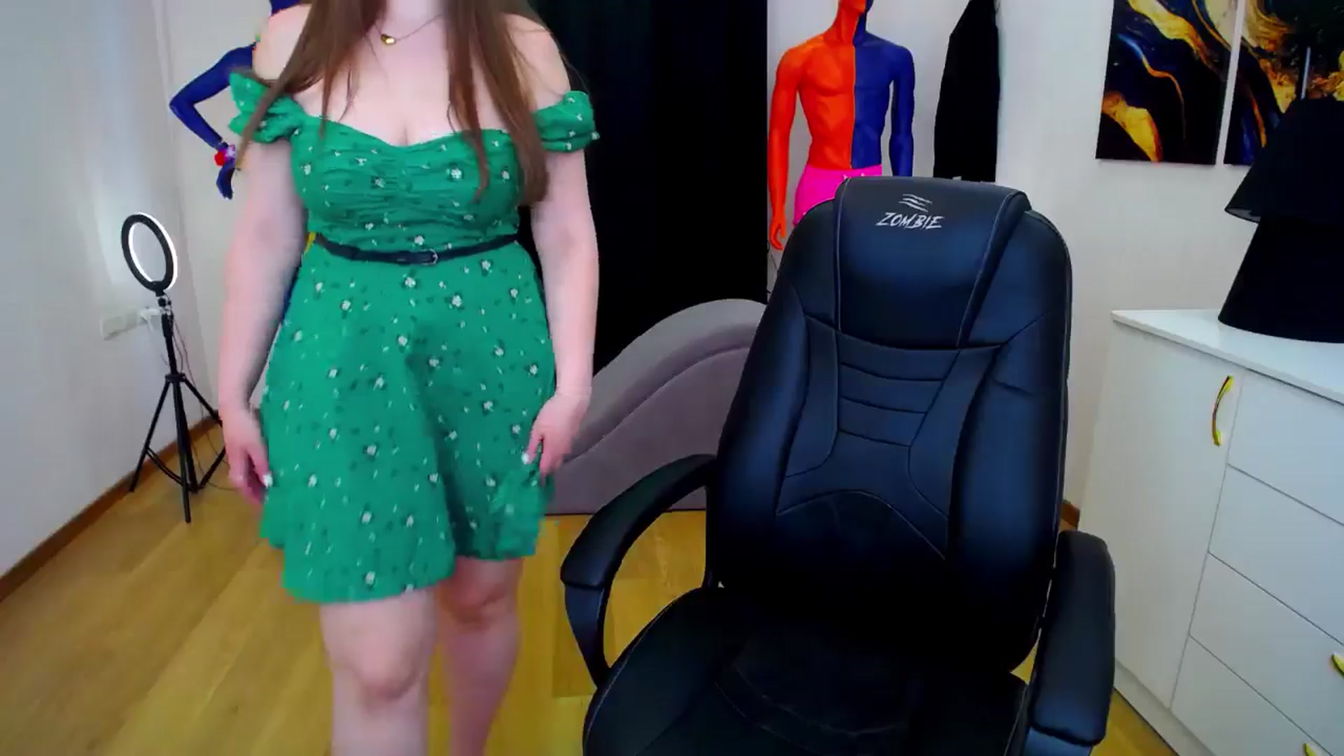 Gallery image thumbnail from AdmireMyEyes's myfreecams stream on, 07/05/2024, 09:47 image 20 of 20