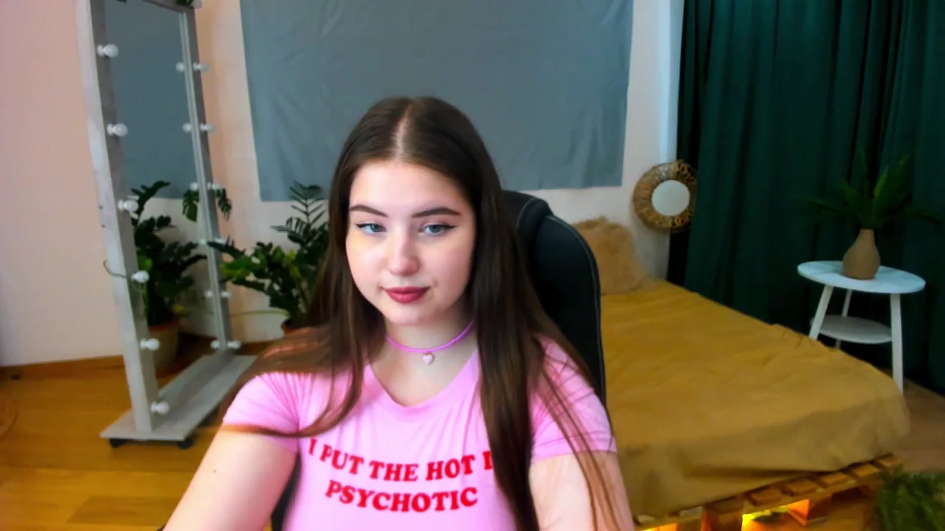 Gallery image thumbnail from AdmireMyEyes's myfreecams stream on, 07/06/2024, 09:49 image 12 of 20
