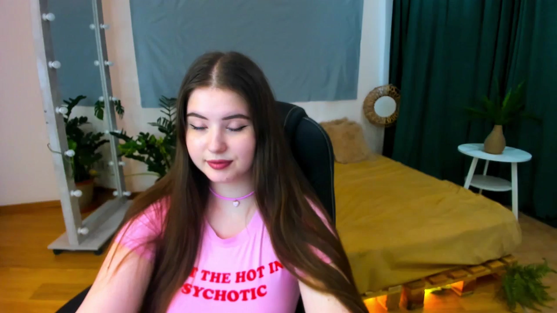 Gallery image thumbnail from AdmireMyEyes's myfreecams stream on, 07/06/2024, 09:49 image 3 of 20