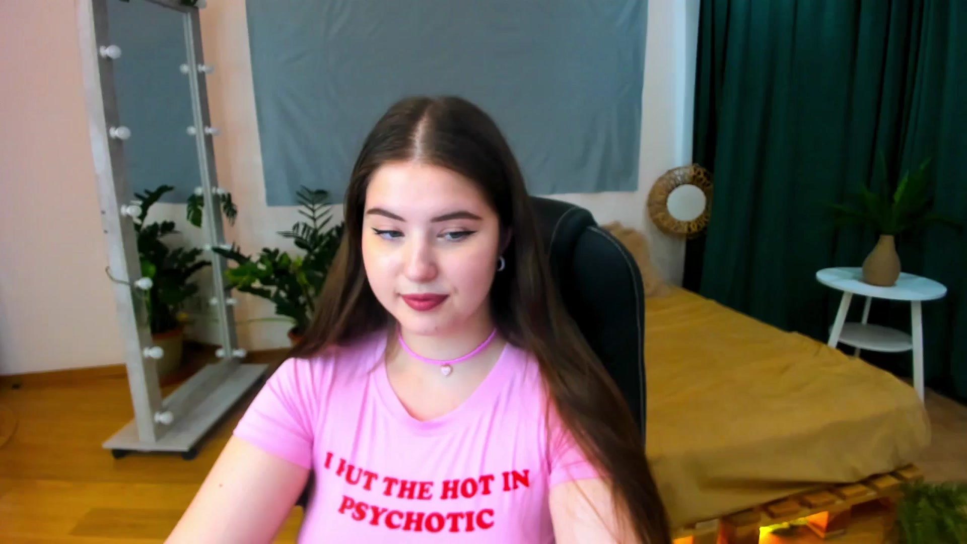 Gallery image thumbnail from AdmireMyEyes's myfreecams stream on, 07/06/2024, 09:49 image 11 of 20
