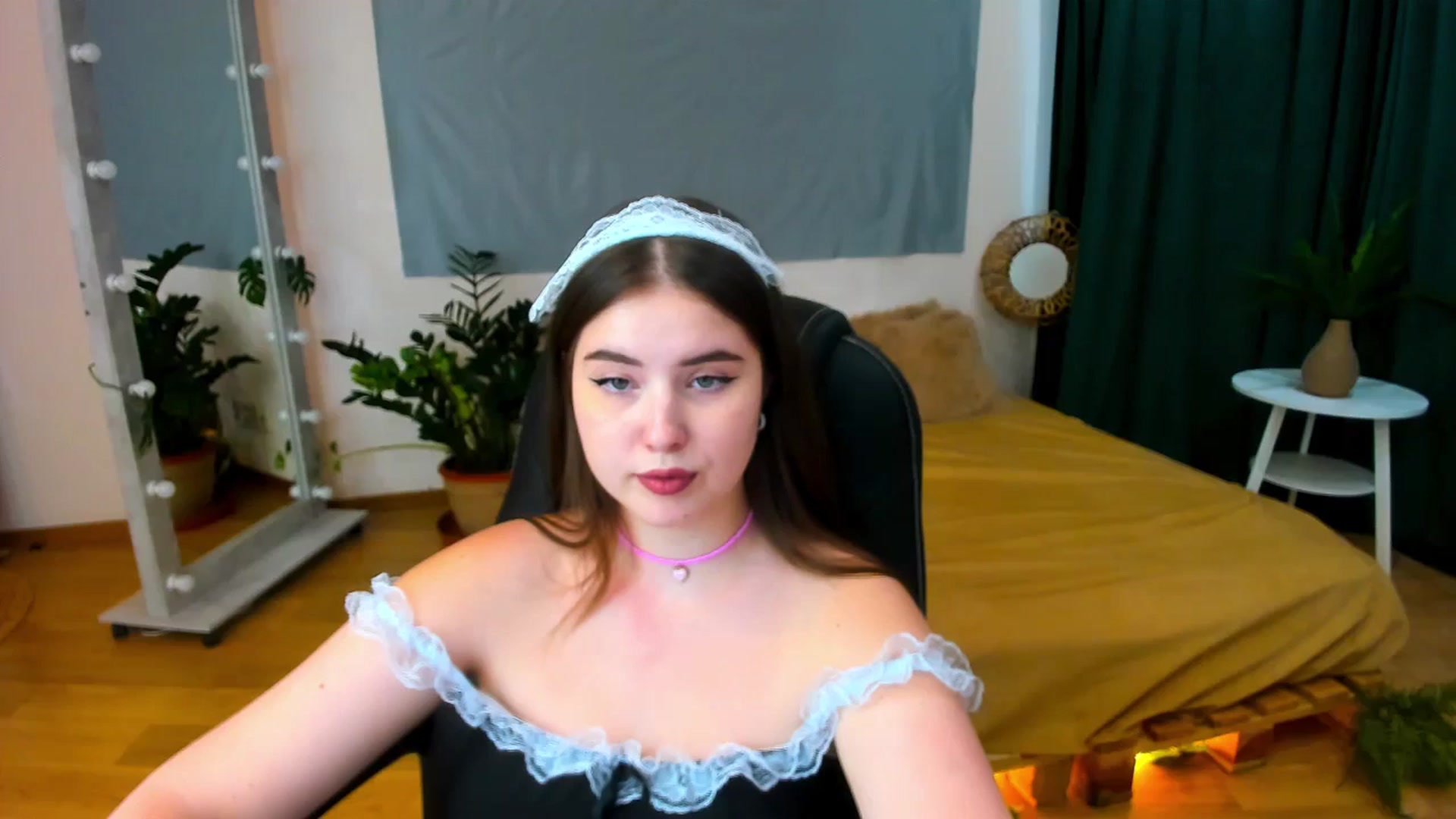 Gallery image thumbnail from AdmireMyEyes's myfreecams stream on, 07/07/2024, 09:40 image 9 of 20