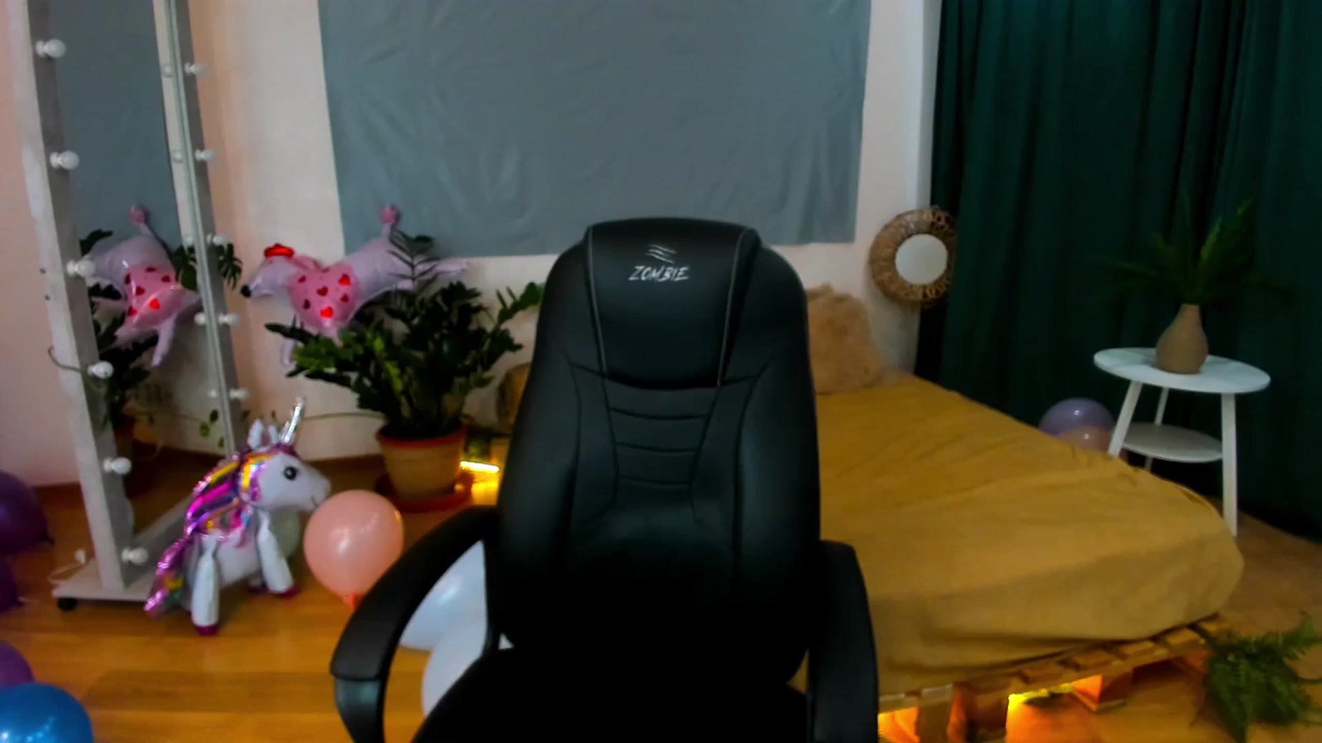 Gallery image thumbnail from AdmireMyEyes's myfreecams stream on, 07/08/2024, 07:08 image 16 of 20