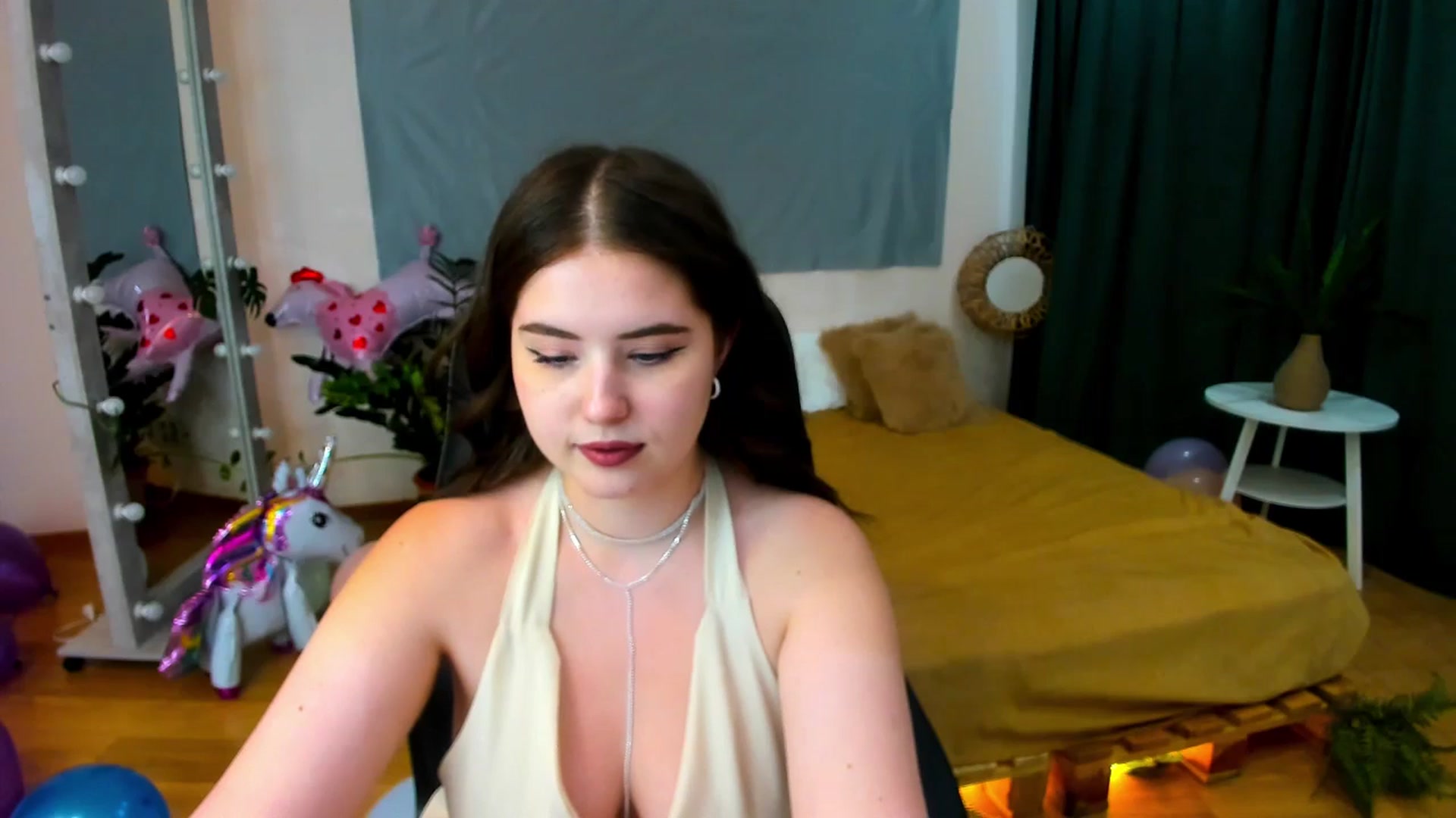 Gallery image thumbnail from AdmireMyEyes's myfreecams stream on, 07/08/2024, 07:08 image 17 of 20