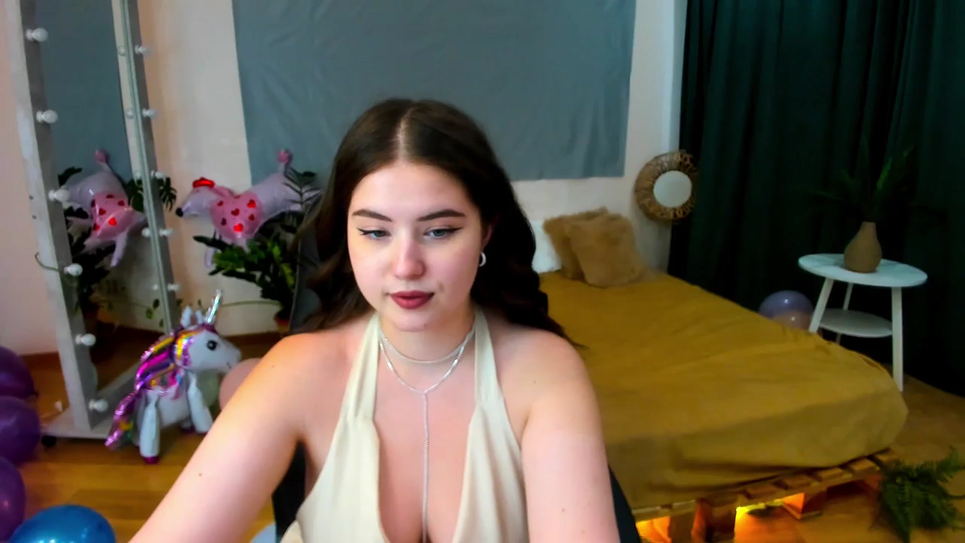 Gallery image thumbnail from AdmireMyEyes's myfreecams stream on, 07/08/2024, 07:08 image 18 of 20