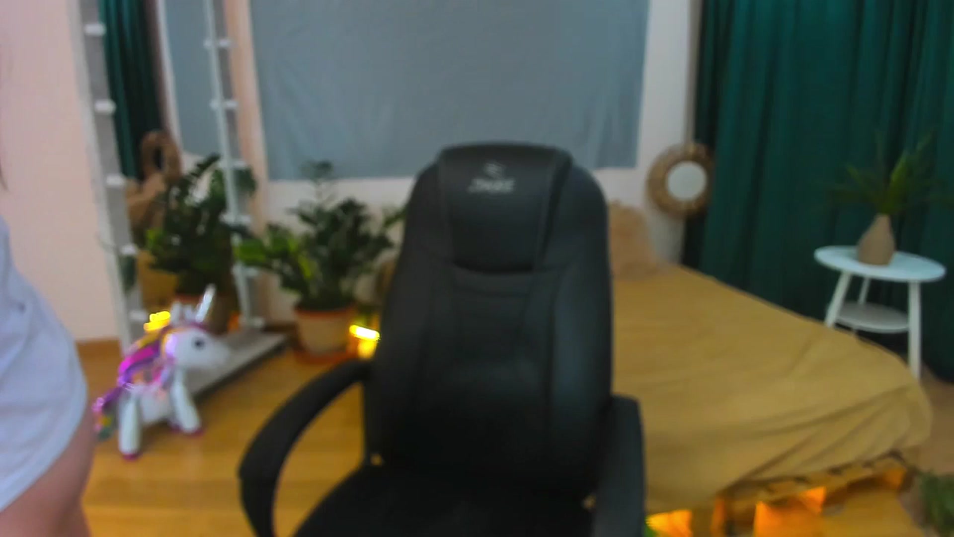 Gallery image thumbnail from AdmireMyEyes's myfreecams stream on, 07/11/2024, 20:52 image 5 of 20