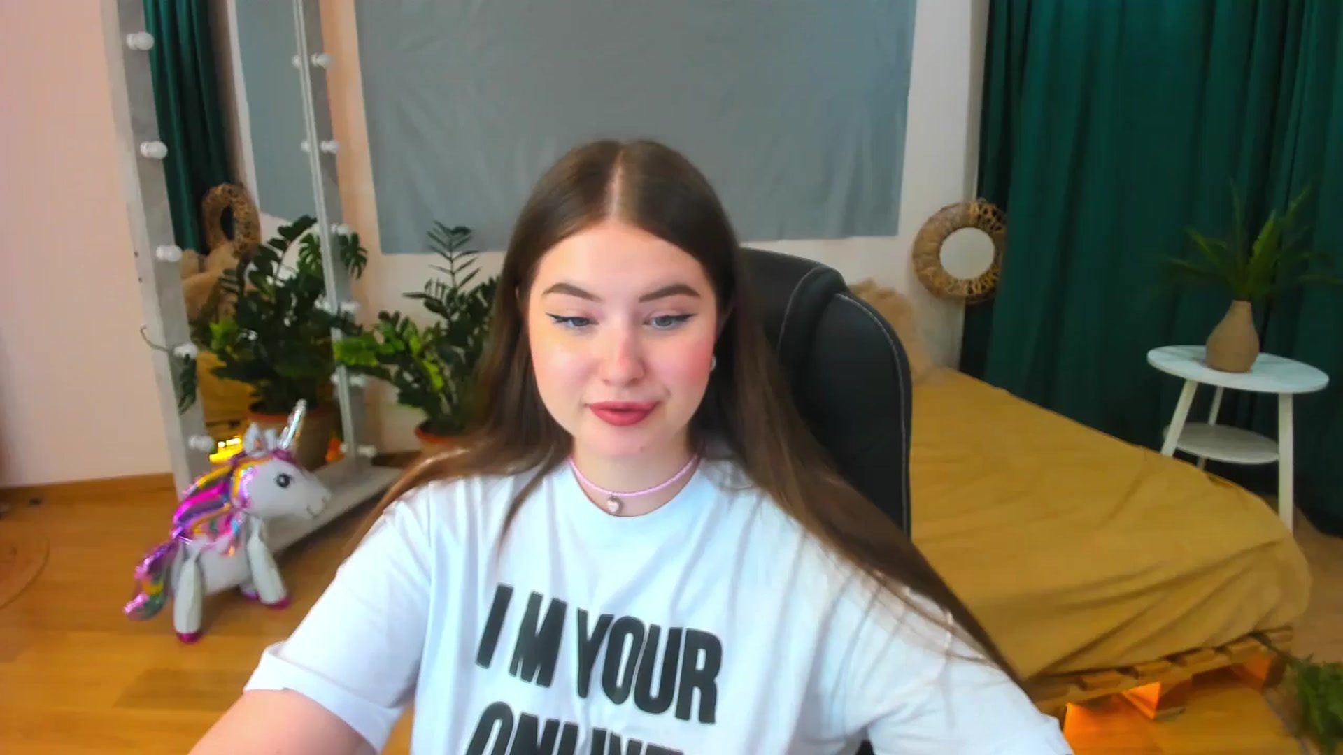 Gallery image thumbnail from AdmireMyEyes's myfreecams stream on, 07/11/2024, 20:52 image 4 of 20