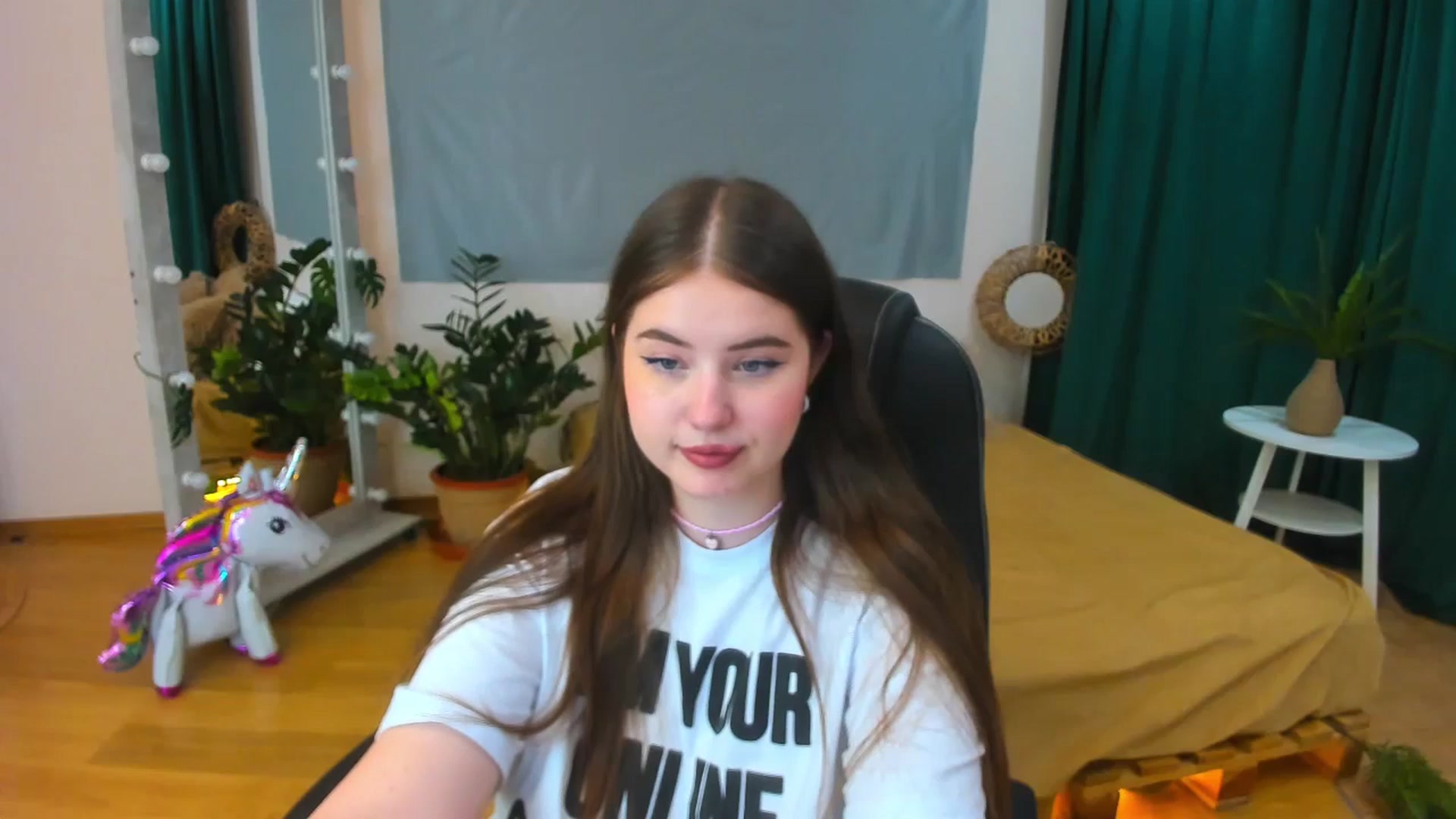 Gallery image thumbnail from AdmireMyEyes's myfreecams stream on, 07/11/2024, 23:43 image 19 of 20