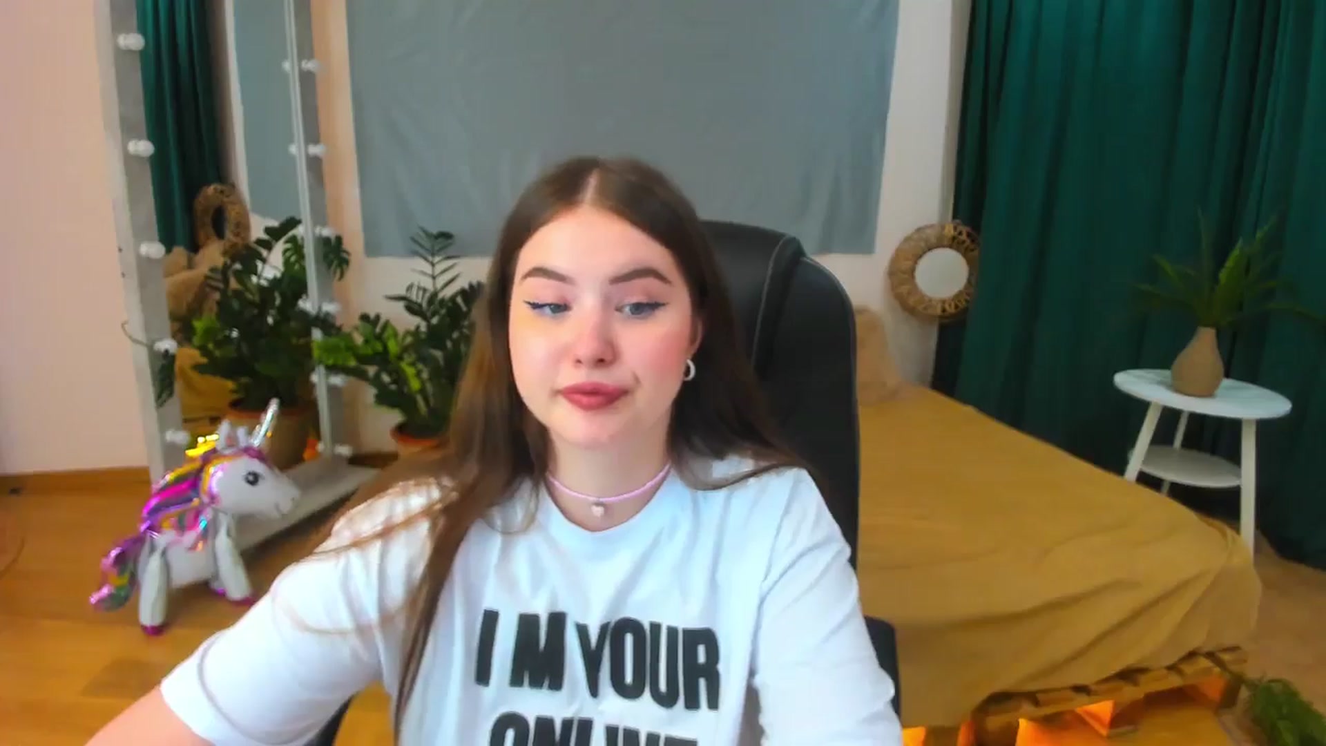Gallery image thumbnail from AdmireMyEyes's myfreecams stream on, 07/11/2024, 23:43 image 15 of 20
