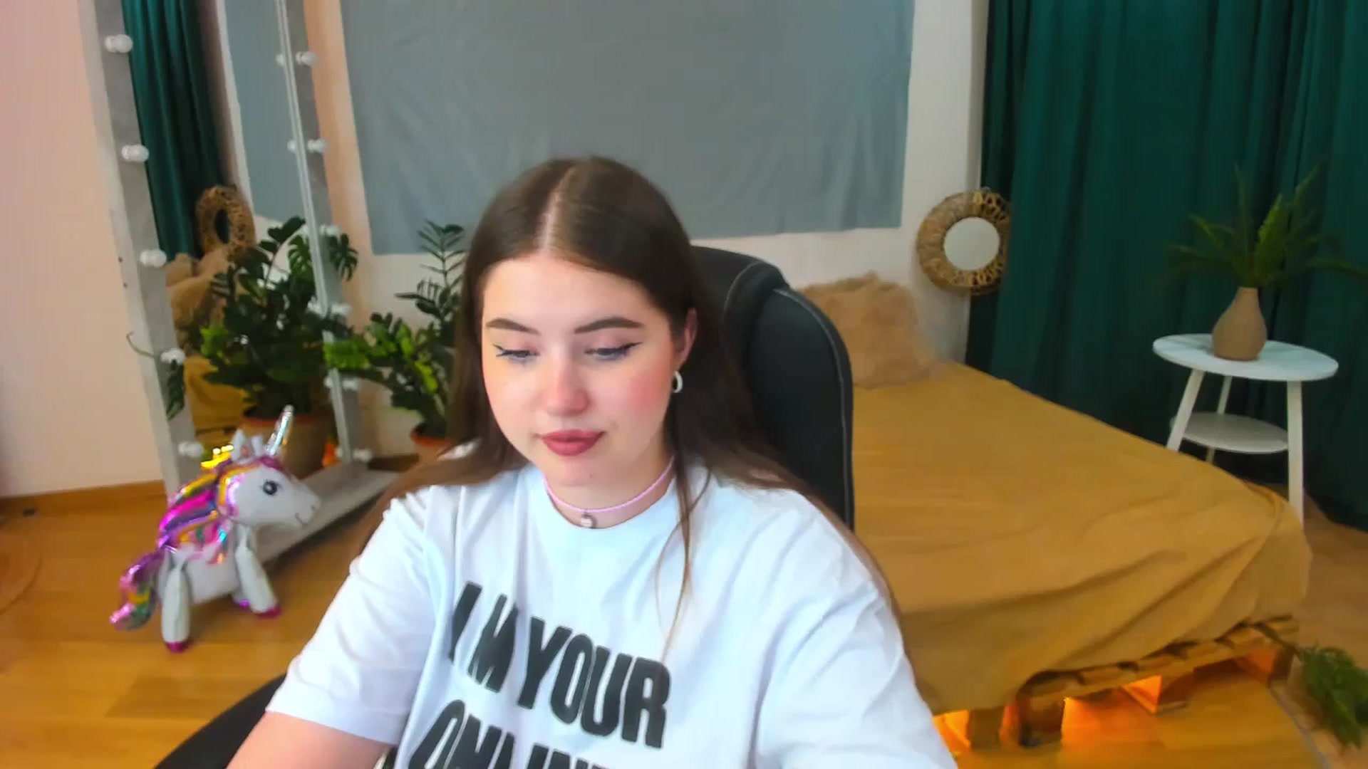 Gallery image thumbnail from AdmireMyEyes's myfreecams stream on, 07/11/2024, 23:43 image 5 of 20