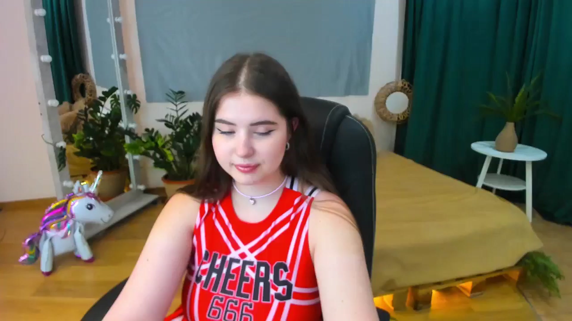 Gallery image thumbnail from AdmireMyEyes's myfreecams stream on, 07/13/2024, 24:20 image 12 of 20