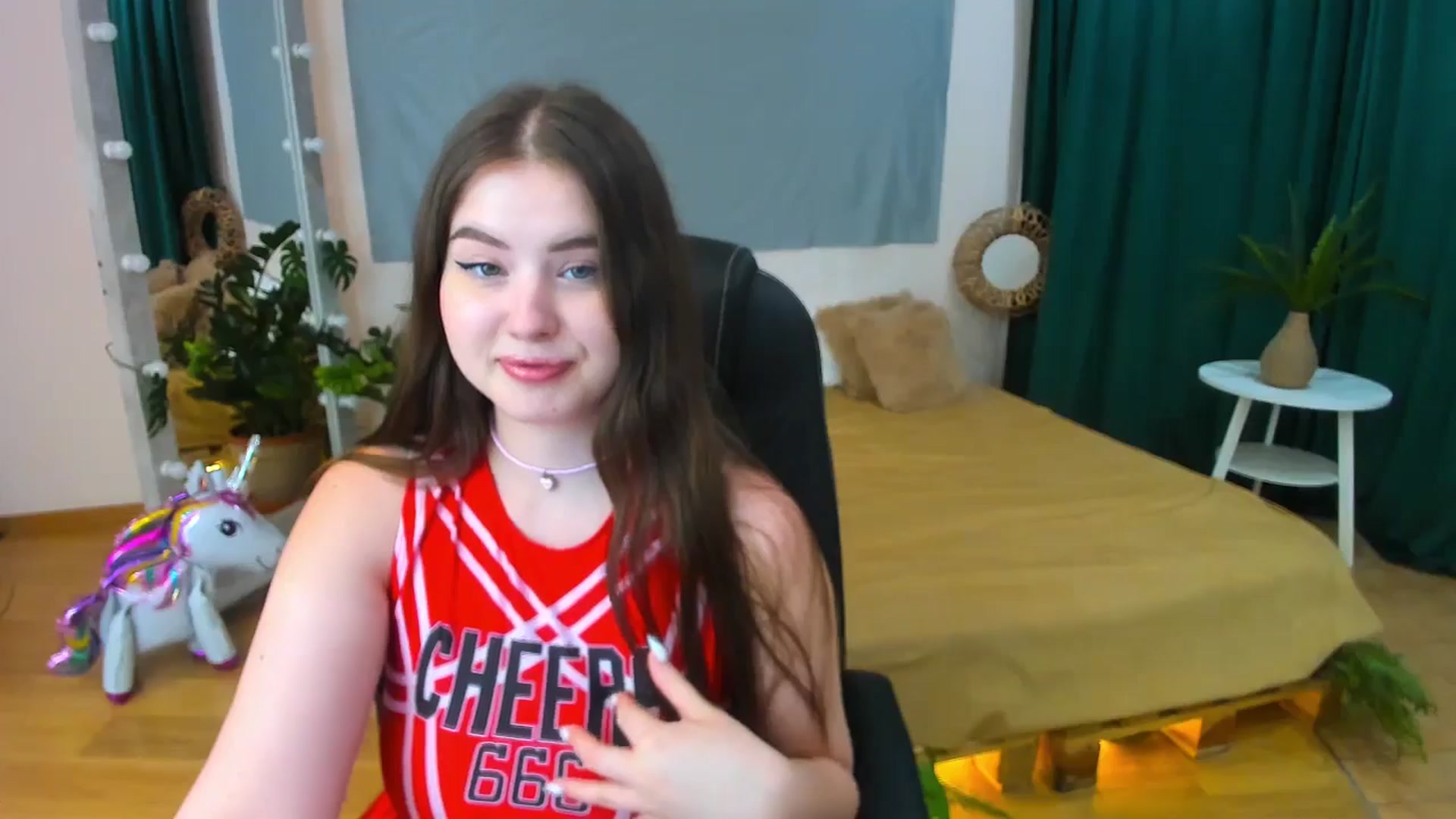 Gallery image thumbnail from AdmireMyEyes's myfreecams stream on, 07/13/2024, 24:20 image 7 of 20