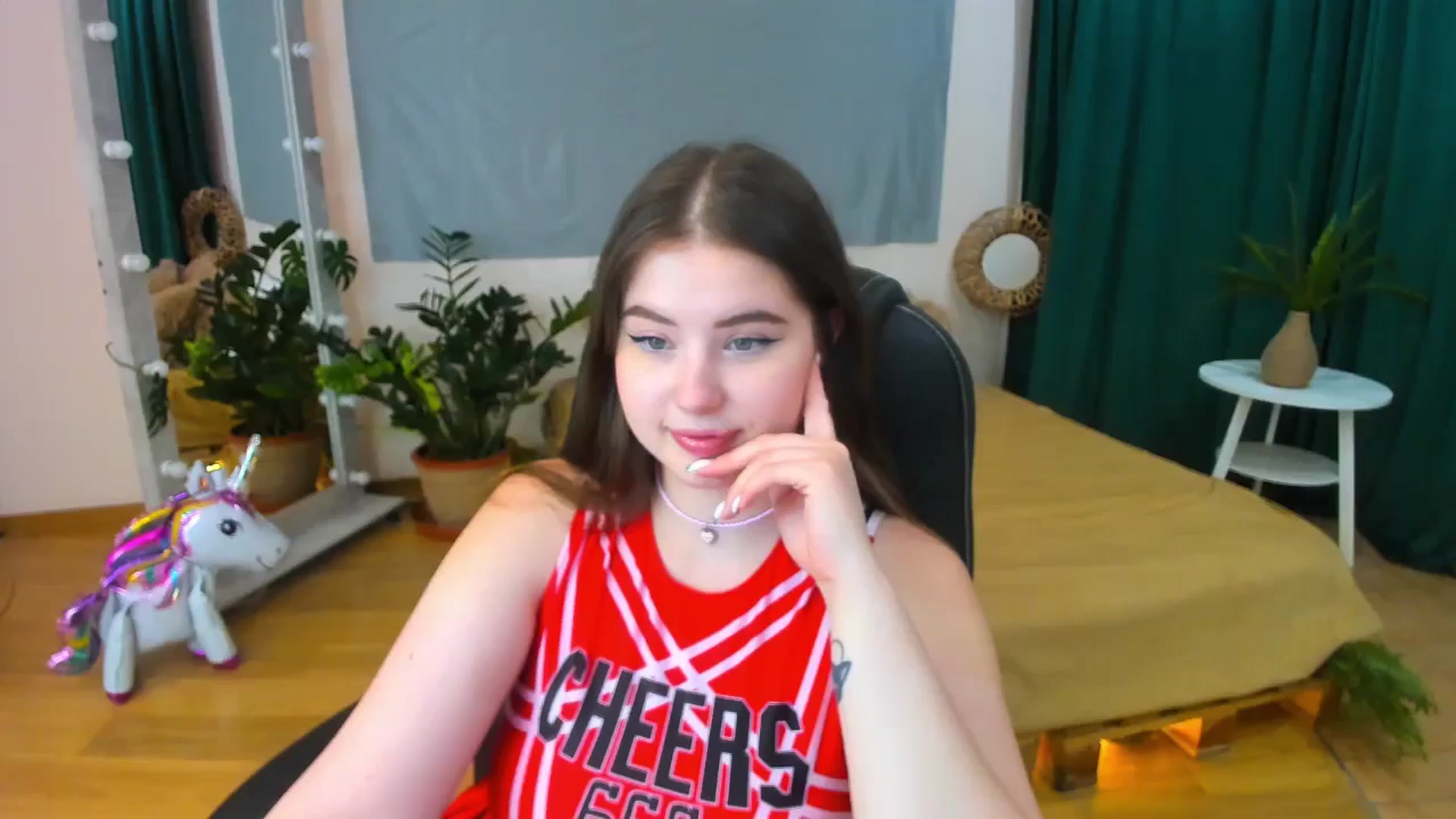 Gallery image thumbnail from AdmireMyEyes's myfreecams stream on, 07/13/2024, 24:20 image 18 of 20