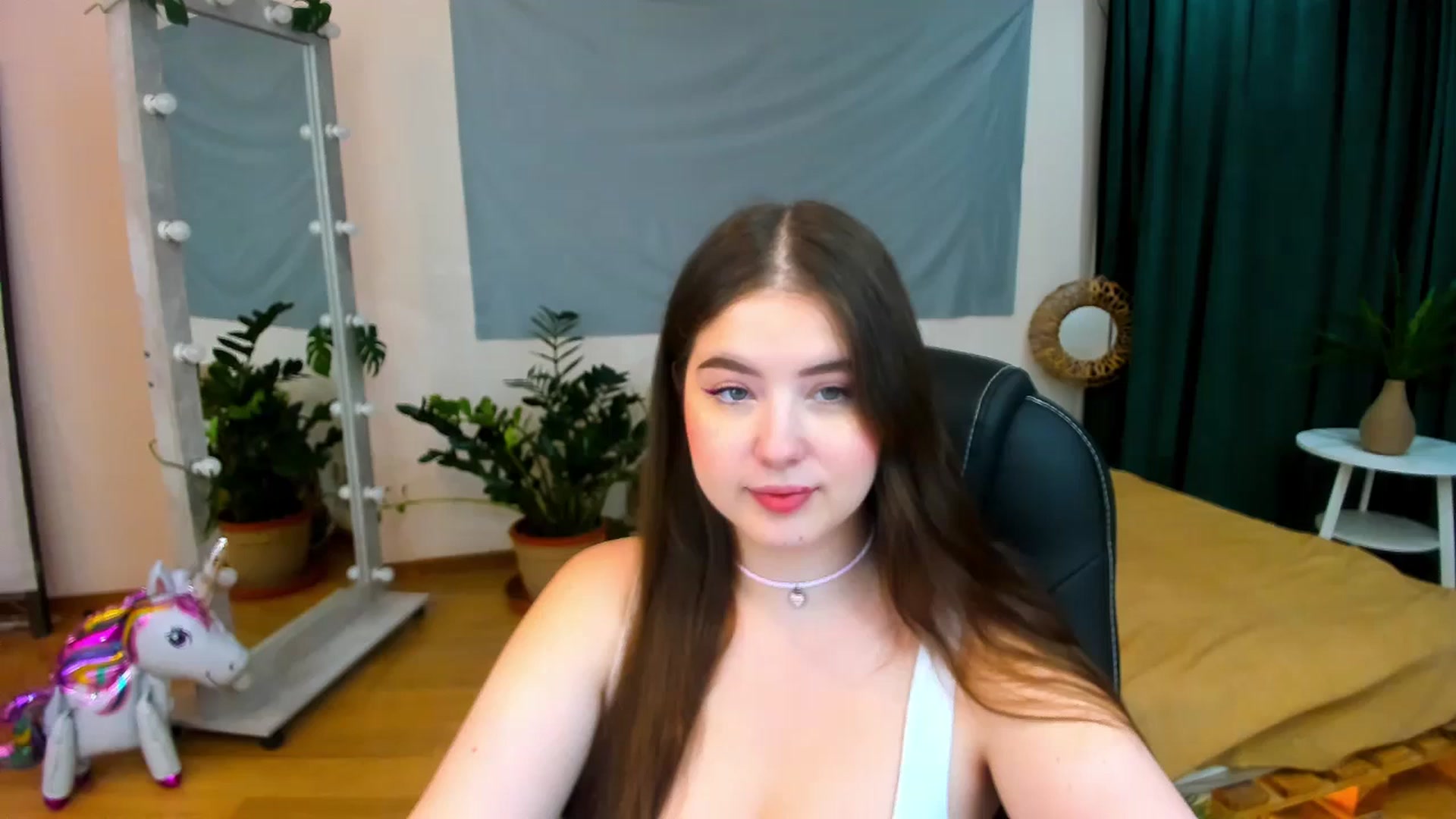 Gallery image thumbnail from AdmireMyEyes's myfreecams stream on, 07/14/2024, 19:00 image 5 of 20