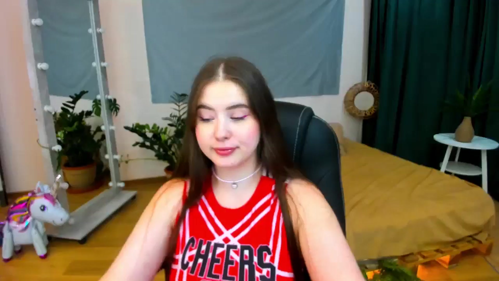 Gallery image thumbnail from AdmireMyEyes's myfreecams stream on, 07/15/2024, 24:31 image 15 of 20