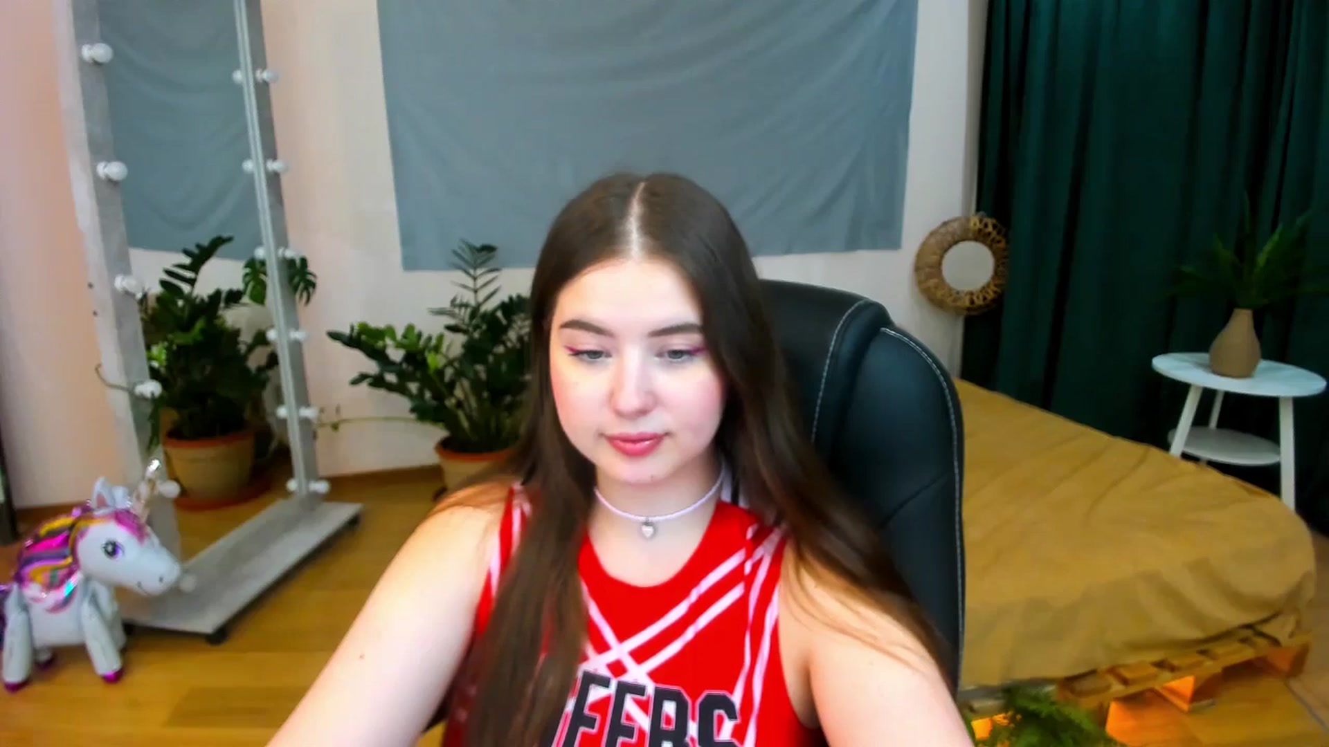 Gallery image thumbnail from AdmireMyEyes's myfreecams stream on, 07/15/2024, 24:31 image 2 of 20