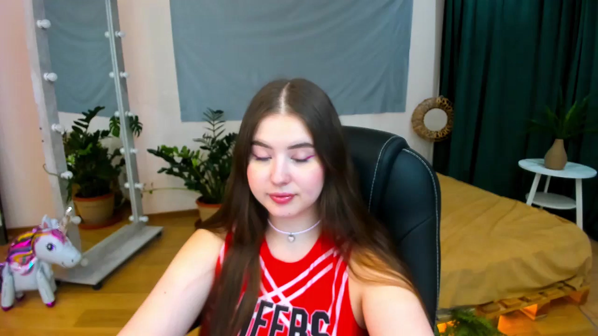 Gallery image thumbnail from AdmireMyEyes's myfreecams stream on, 07/15/2024, 24:31 image 1 of 20