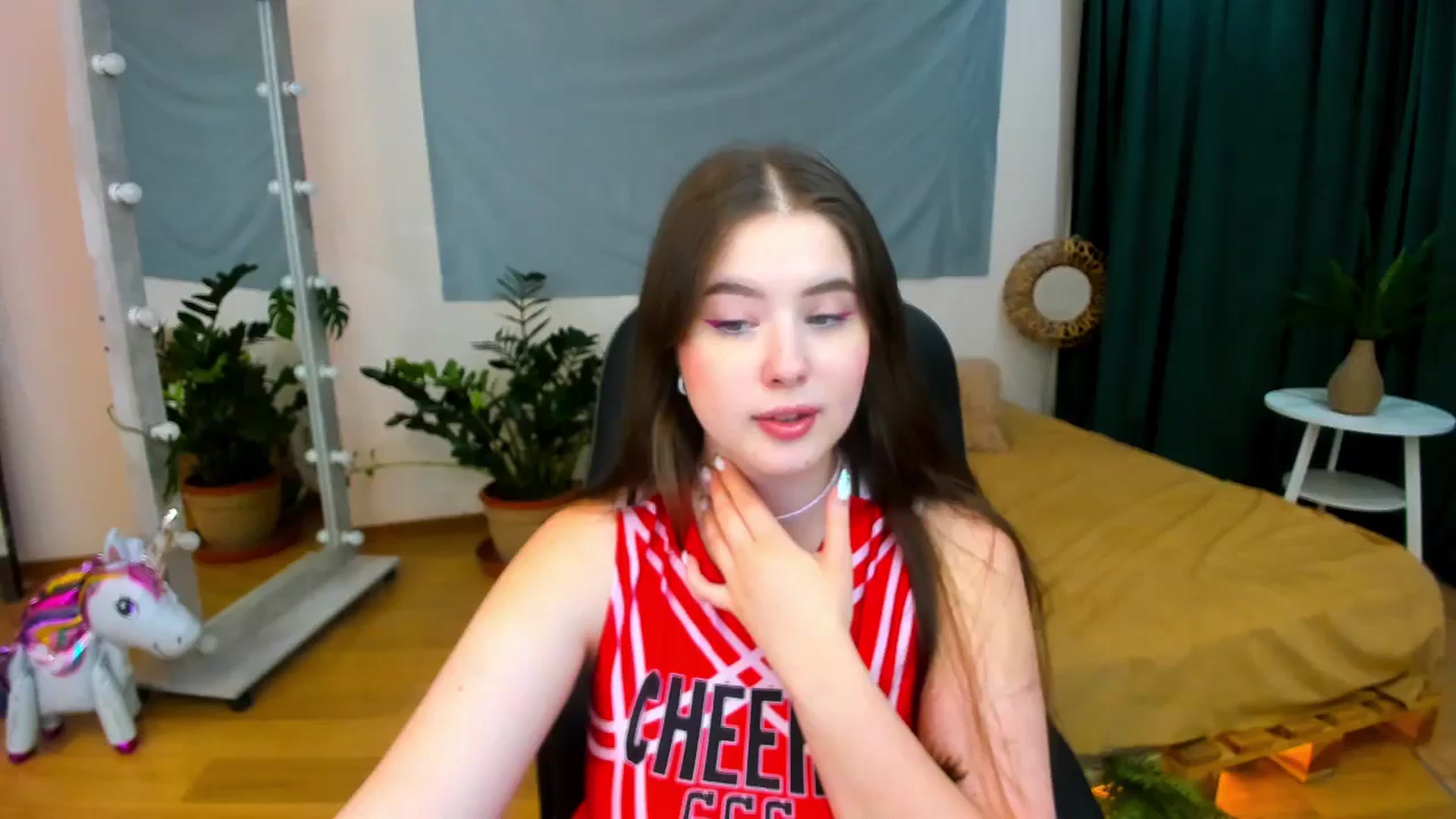 Gallery image thumbnail from AdmireMyEyes's myfreecams stream on, 07/15/2024, 24:31 image 10 of 20