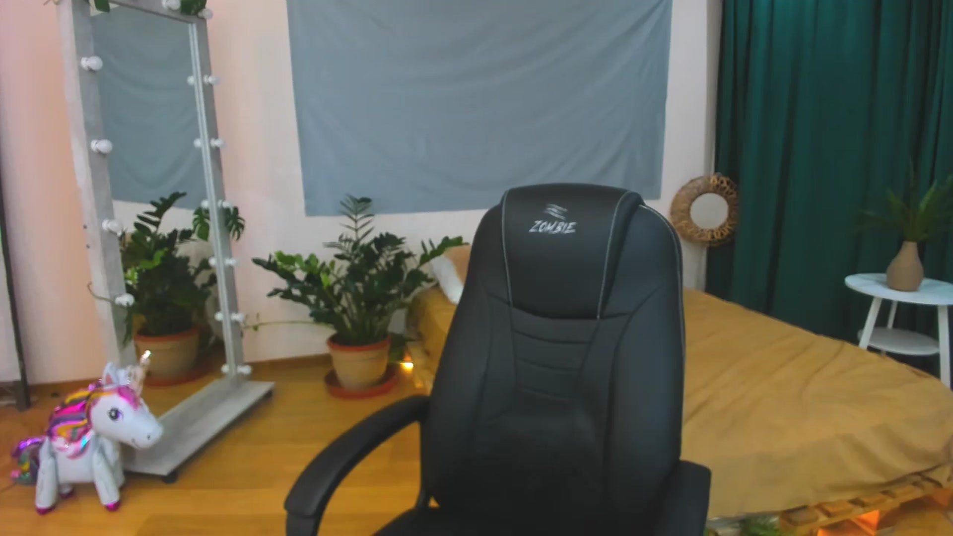 Gallery image thumbnail from AdmireMyEyes's myfreecams stream on, 07/15/2024, 20:48 image 2 of 20