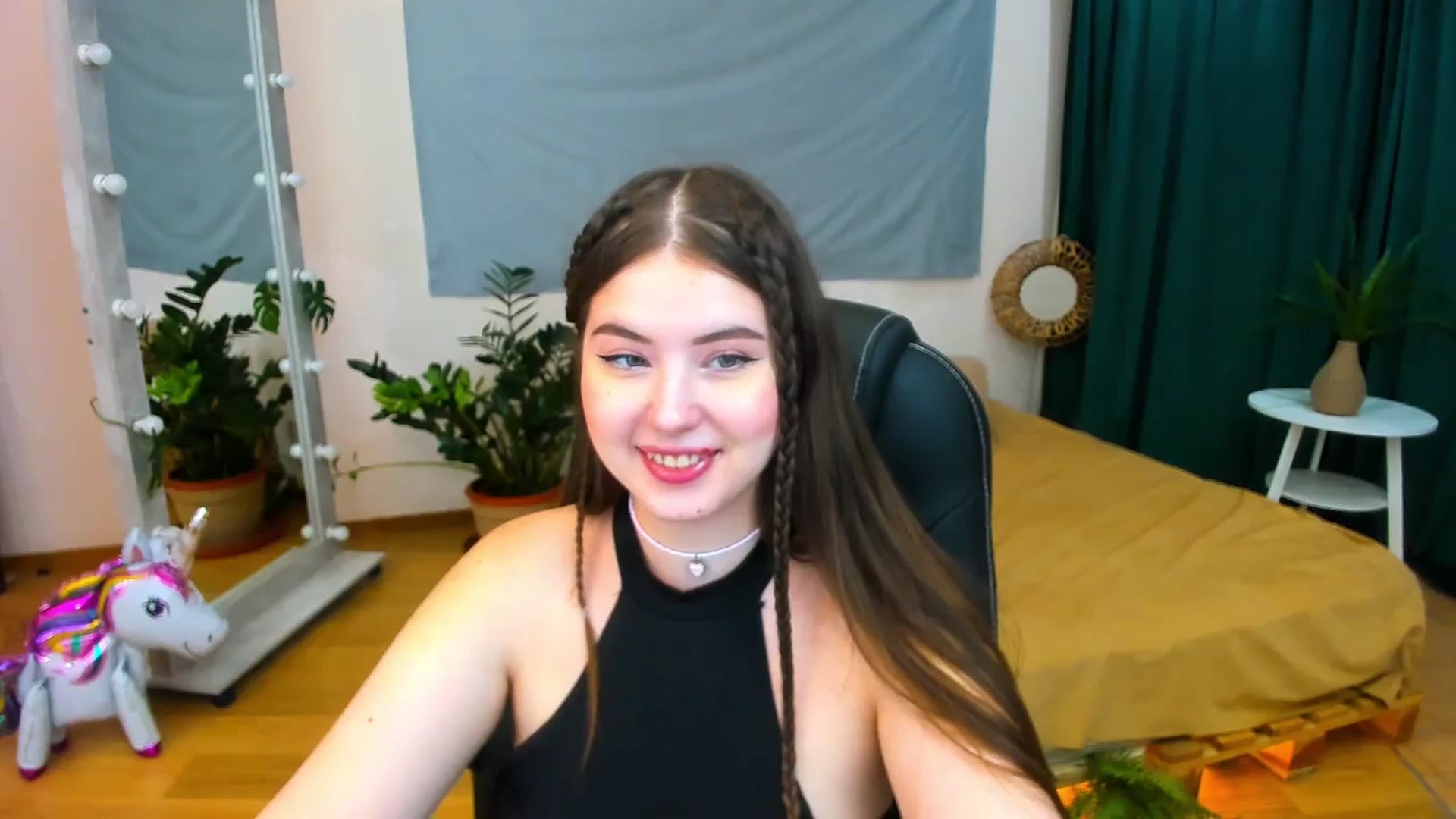 Gallery image thumbnail from AdmireMyEyes's myfreecams stream on, 07/16/2024, 19:48 image 16 of 20