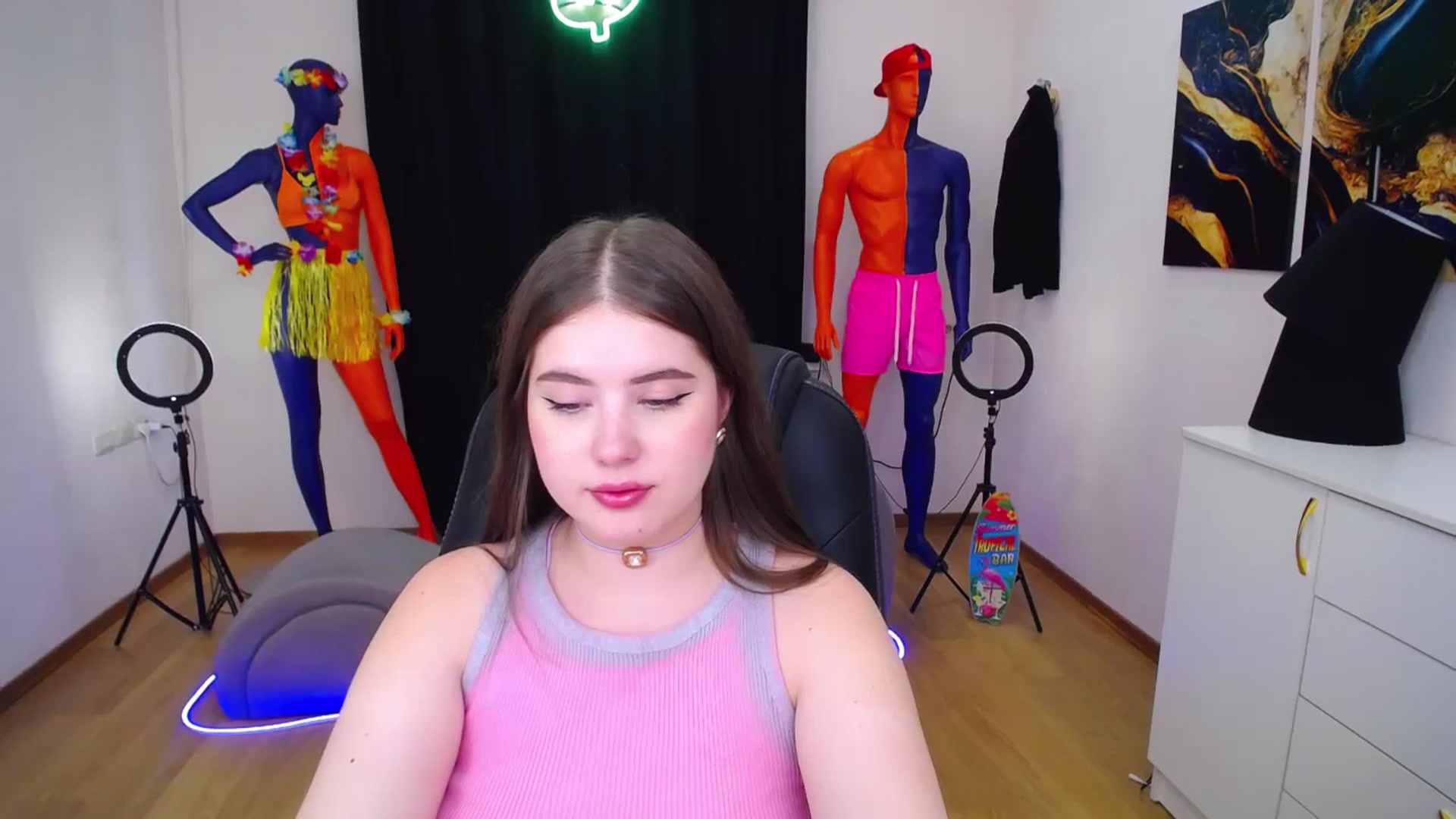 Gallery image thumbnail from AdmireMyEyes's myfreecams stream on, 07/20/2024, 08:56 image 7 of 20