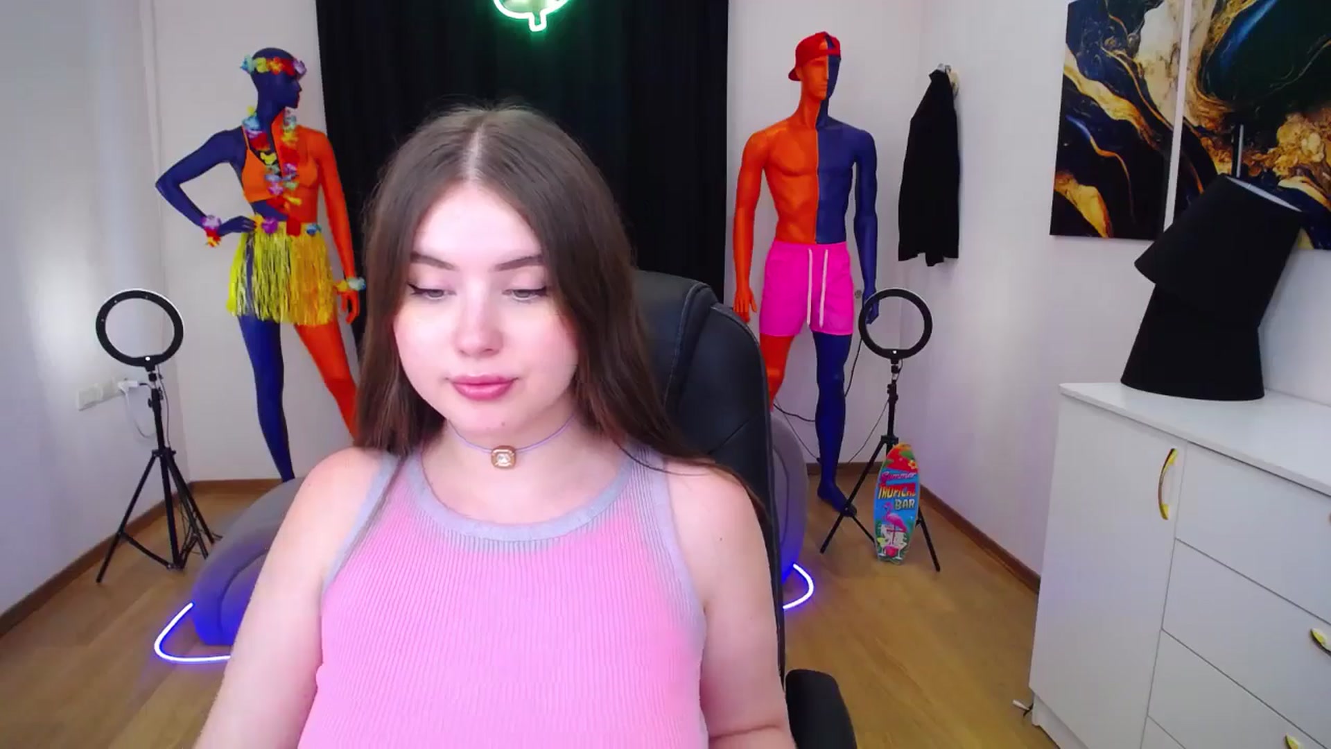 Gallery image thumbnail from AdmireMyEyes's myfreecams stream on, 07/20/2024, 09:49 image 17 of 20