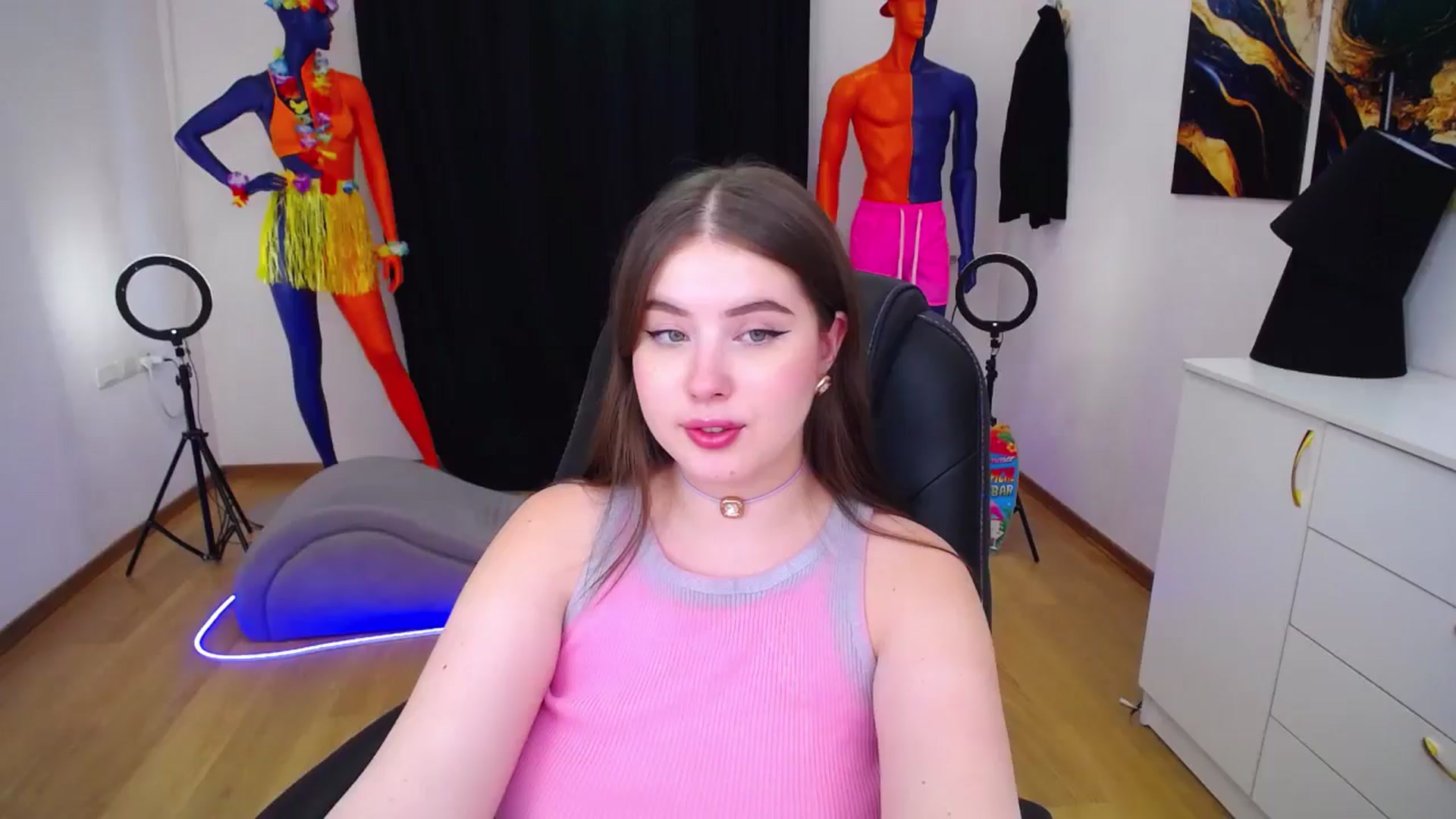 Gallery image thumbnail from AdmireMyEyes's myfreecams stream on, 07/20/2024, 09:49 image 7 of 20