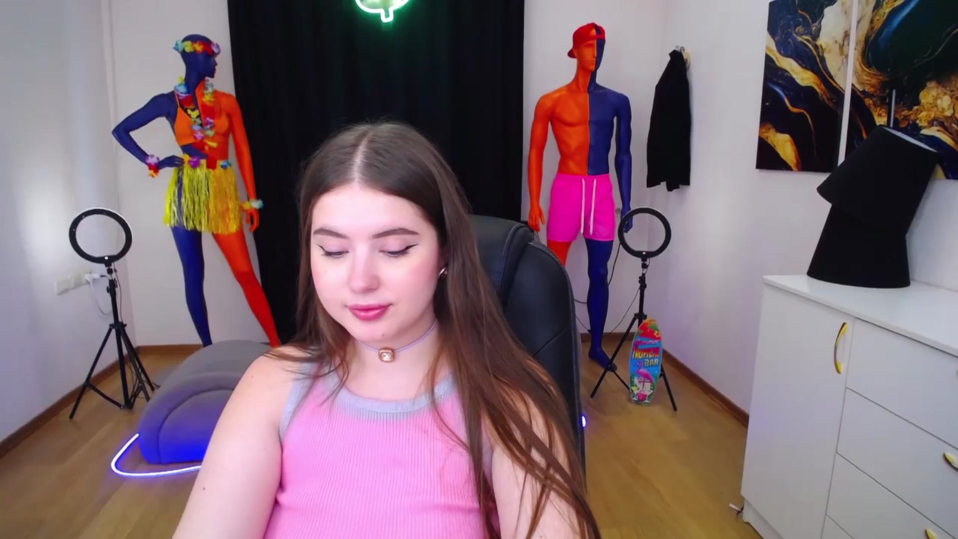 Gallery image thumbnail from AdmireMyEyes's myfreecams stream on, 07/20/2024, 09:49 image 20 of 20