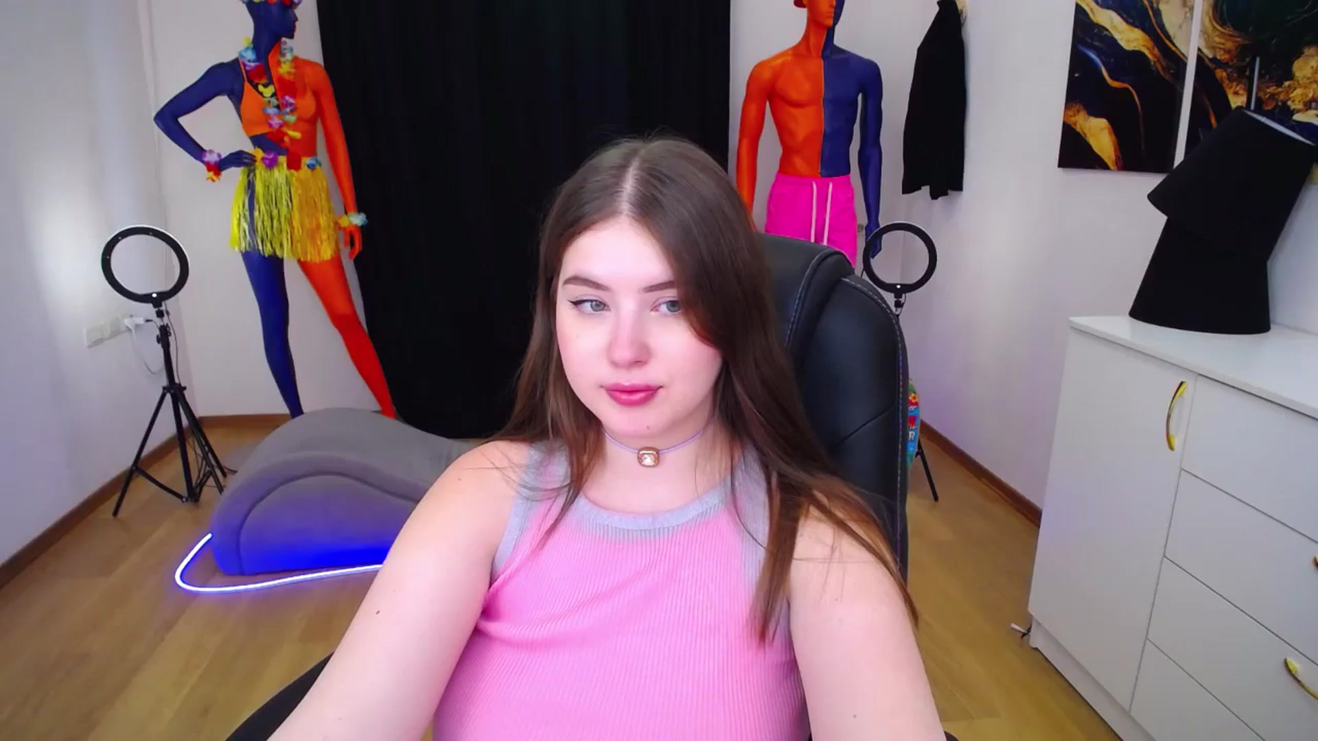 Gallery image thumbnail from AdmireMyEyes's myfreecams stream on, 07/20/2024, 09:49 image 2 of 20