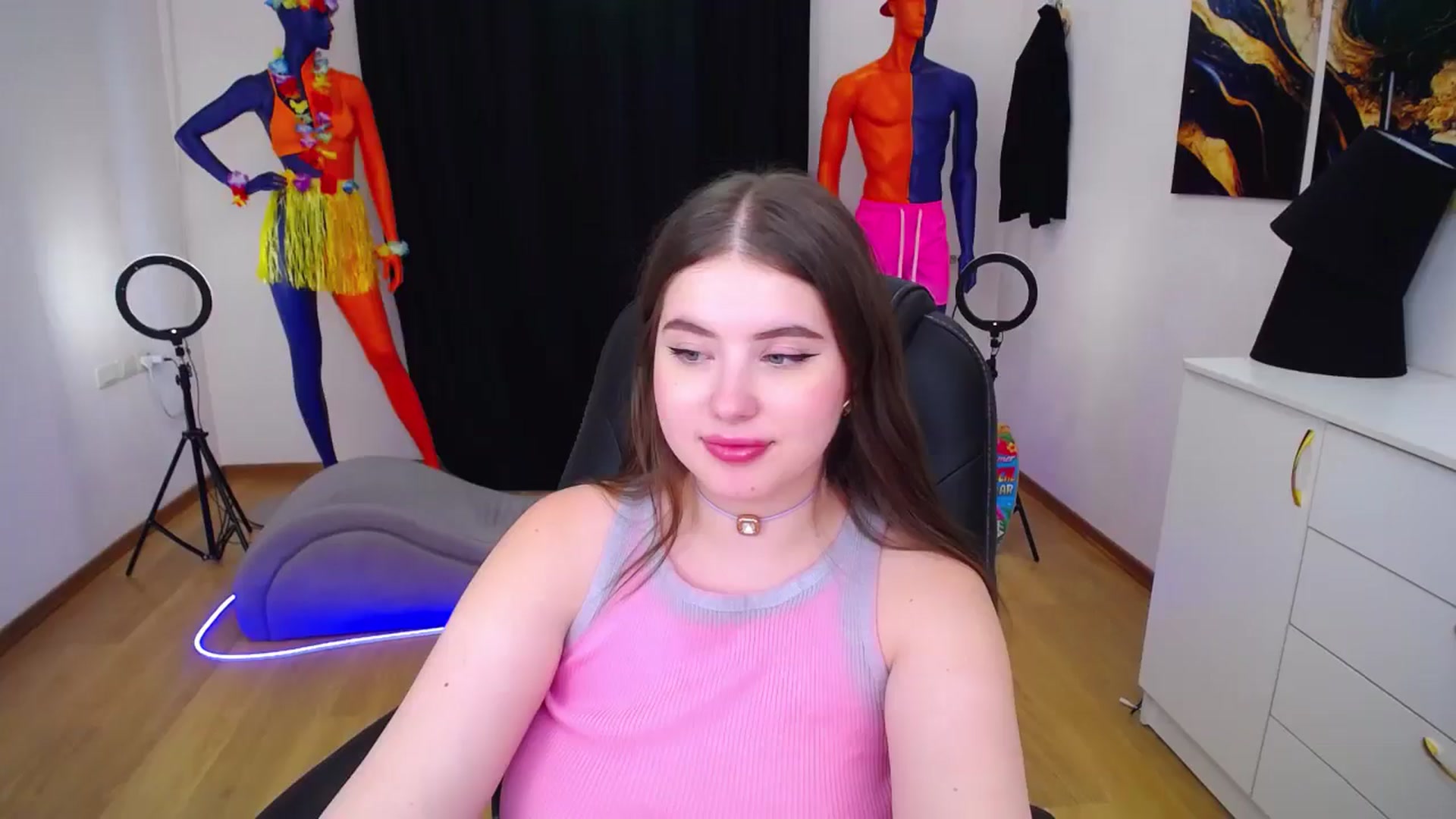 Gallery image thumbnail from AdmireMyEyes's myfreecams stream on, 07/20/2024, 09:49 image 10 of 20