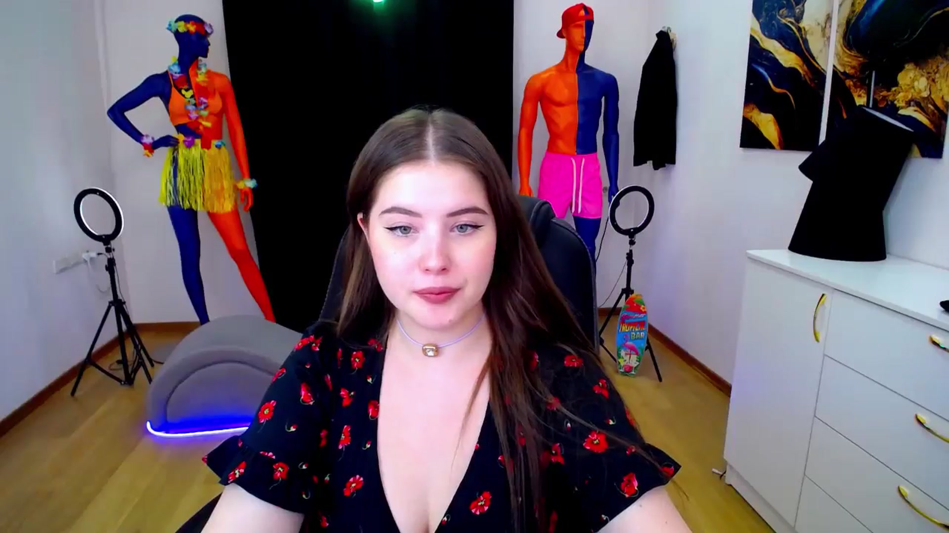 Gallery image thumbnail from AdmireMyEyes's myfreecams stream on, 07/21/2024, 09:47 image 13 of 20