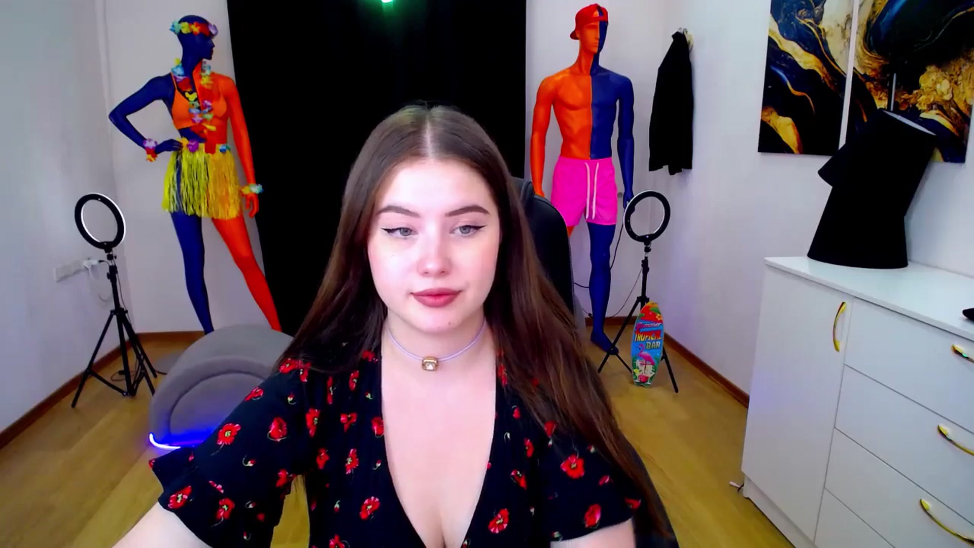 Gallery image thumbnail from AdmireMyEyes's myfreecams stream on, 07/21/2024, 09:47 image 9 of 20
