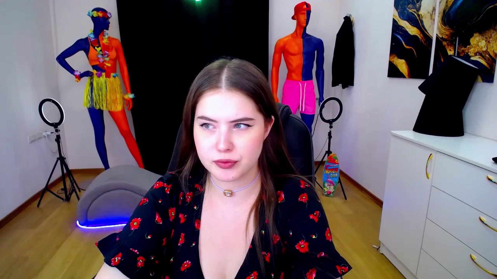 Gallery image thumbnail from AdmireMyEyes's myfreecams stream on, 07/21/2024, 09:47 image 20 of 20
