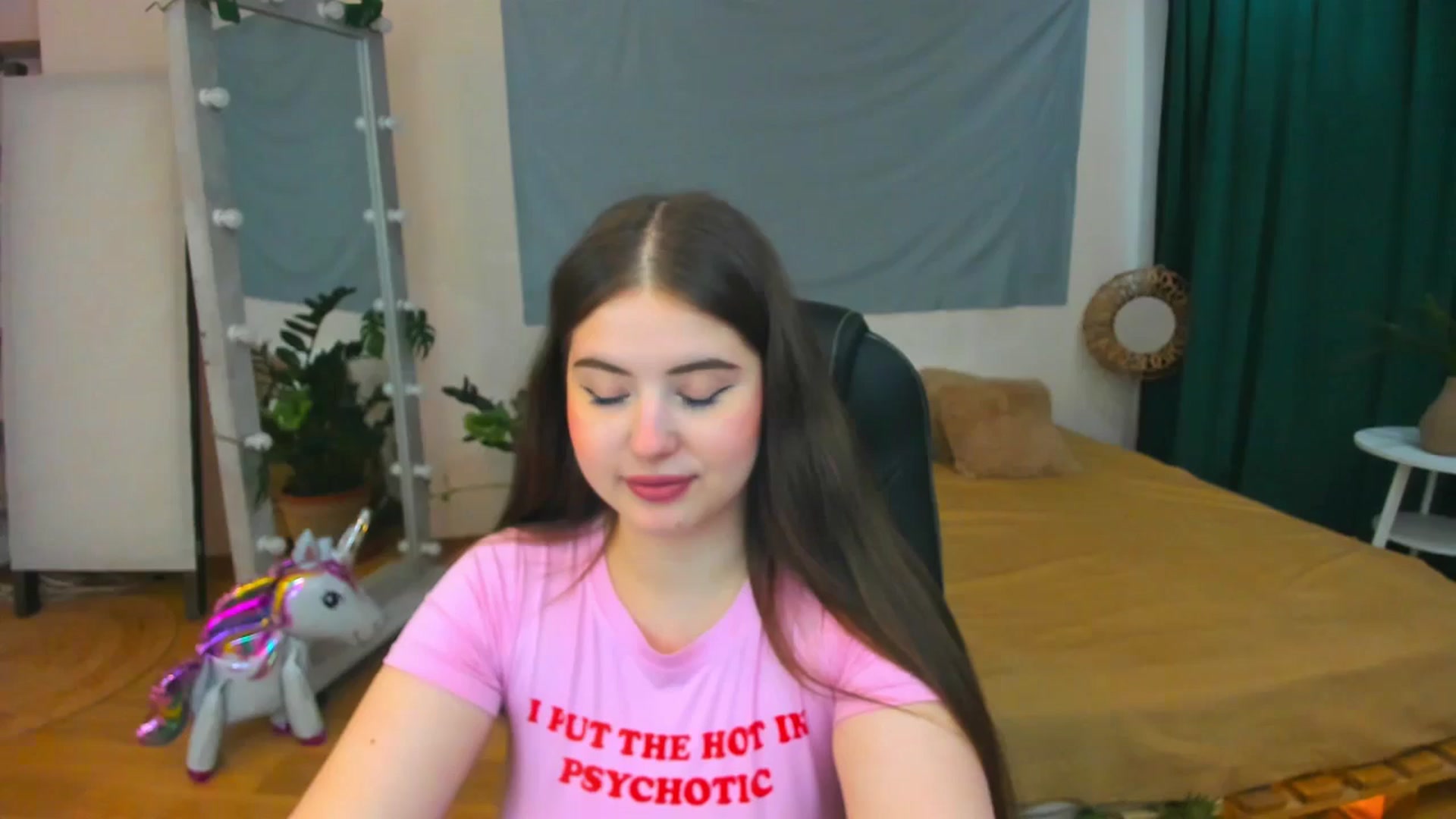 Gallery image thumbnail from AdmireMyEyes's myfreecams stream on, 07/23/2024, 07:16 image 18 of 20