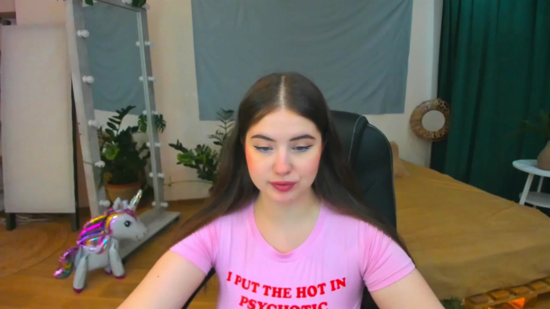 Gallery image thumbnail from AdmireMyEyes's myfreecams stream on, 07/23/2024, 07:16 image 8 of 20