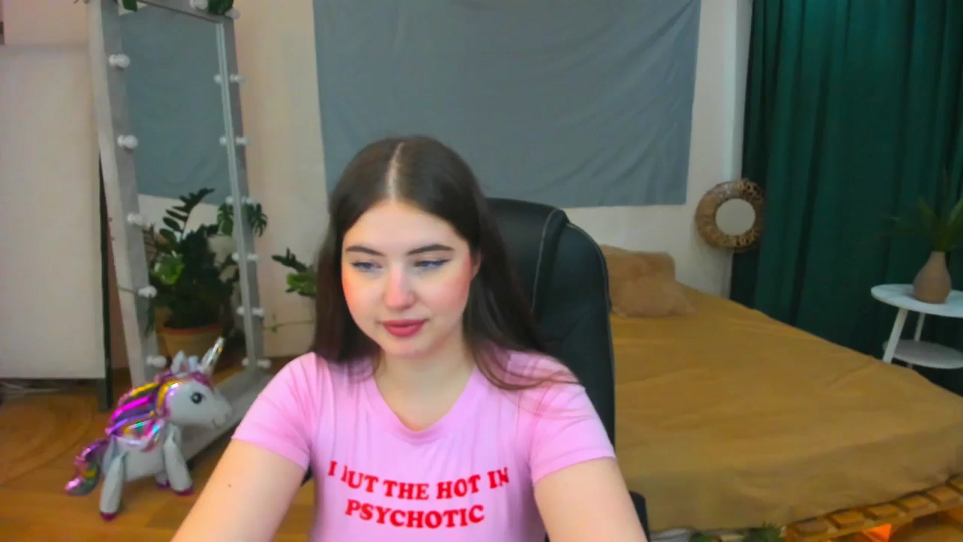Gallery image thumbnail from AdmireMyEyes's myfreecams stream on, 07/23/2024, 07:16 image 17 of 20