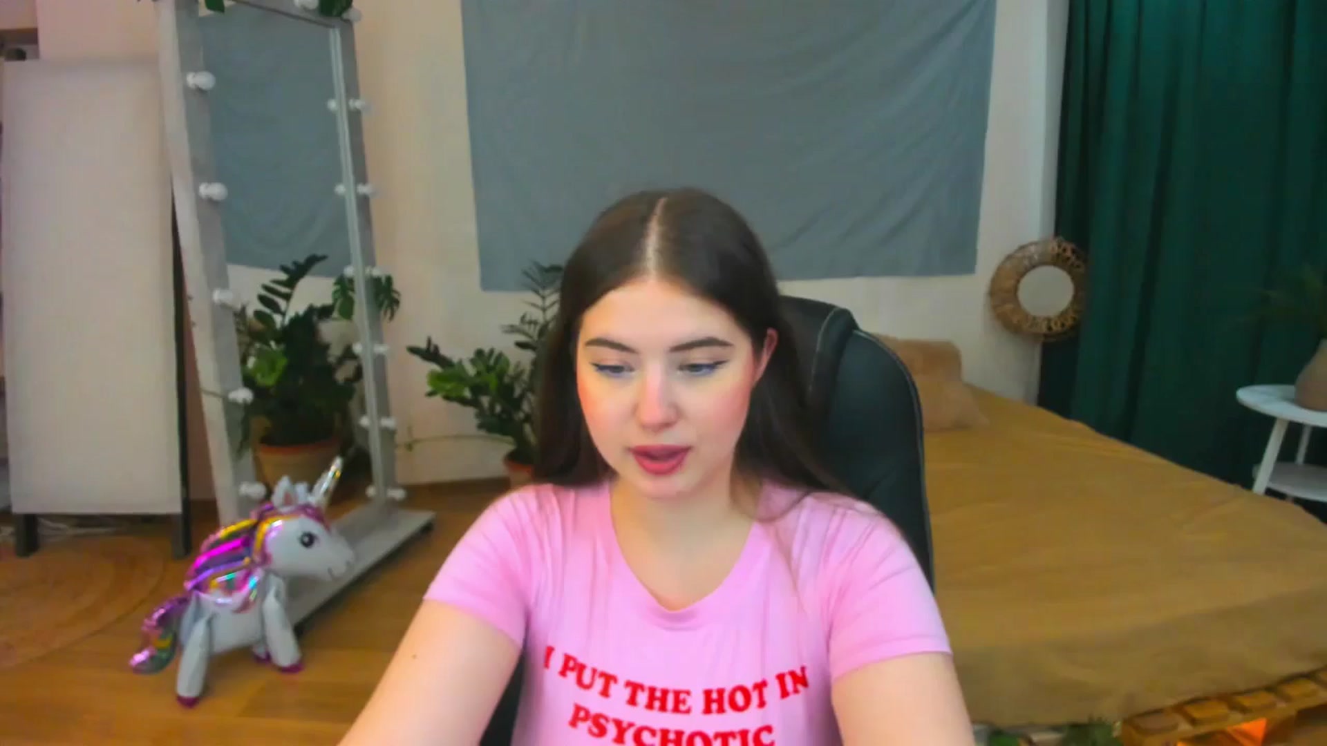 Gallery image thumbnail from AdmireMyEyes's myfreecams stream on, 07/23/2024, 07:16 image 7 of 20