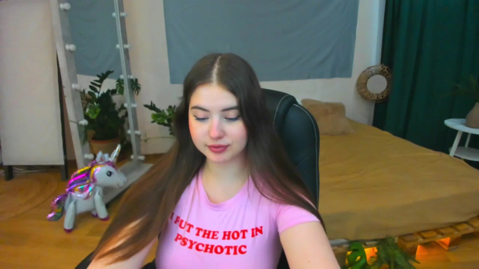 Gallery image thumbnail from AdmireMyEyes's myfreecams stream on, 07/23/2024, 08:37 image 2 of 20