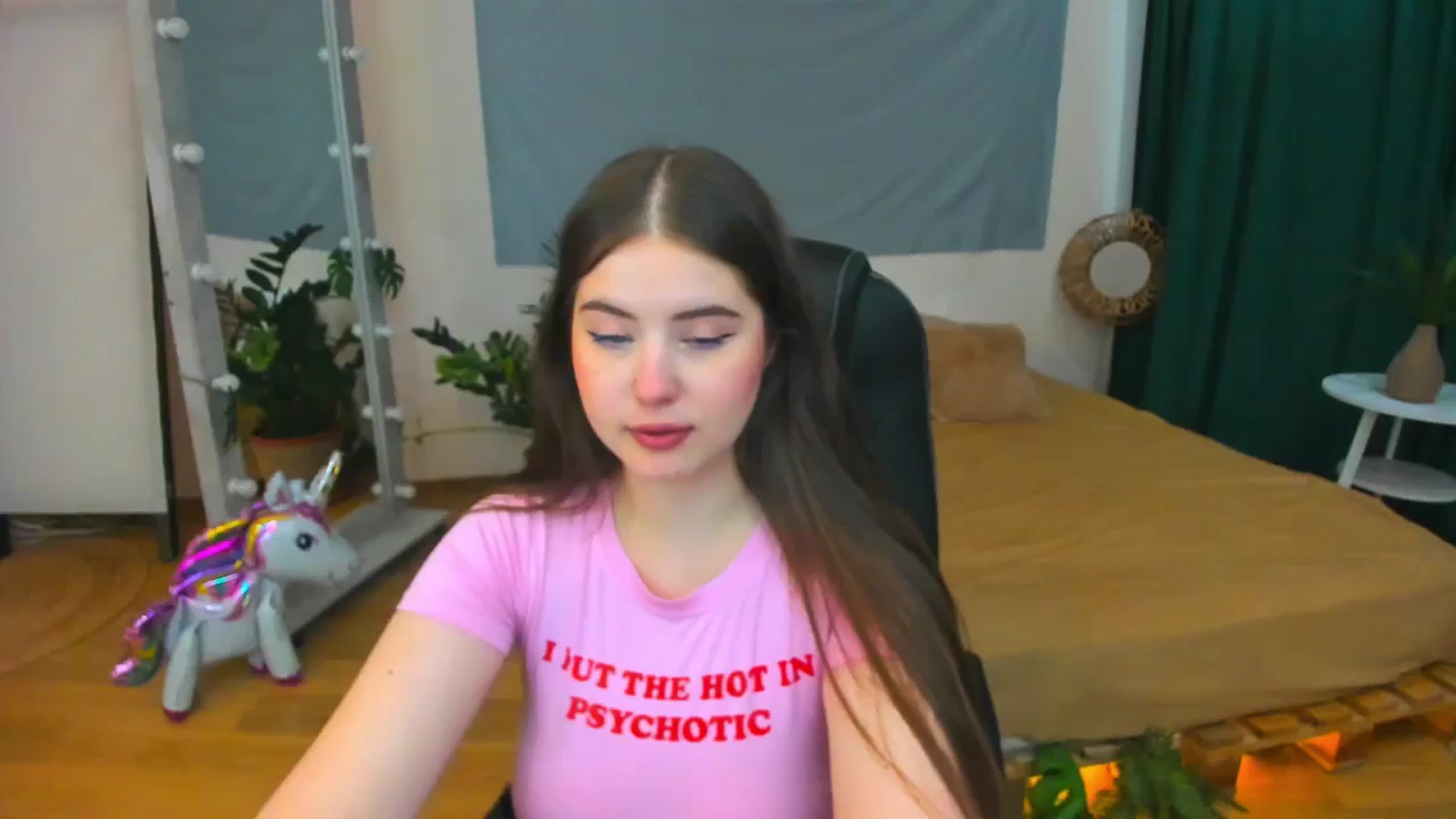 Gallery image thumbnail from AdmireMyEyes's myfreecams stream on, 07/23/2024, 08:50 image 14 of 20